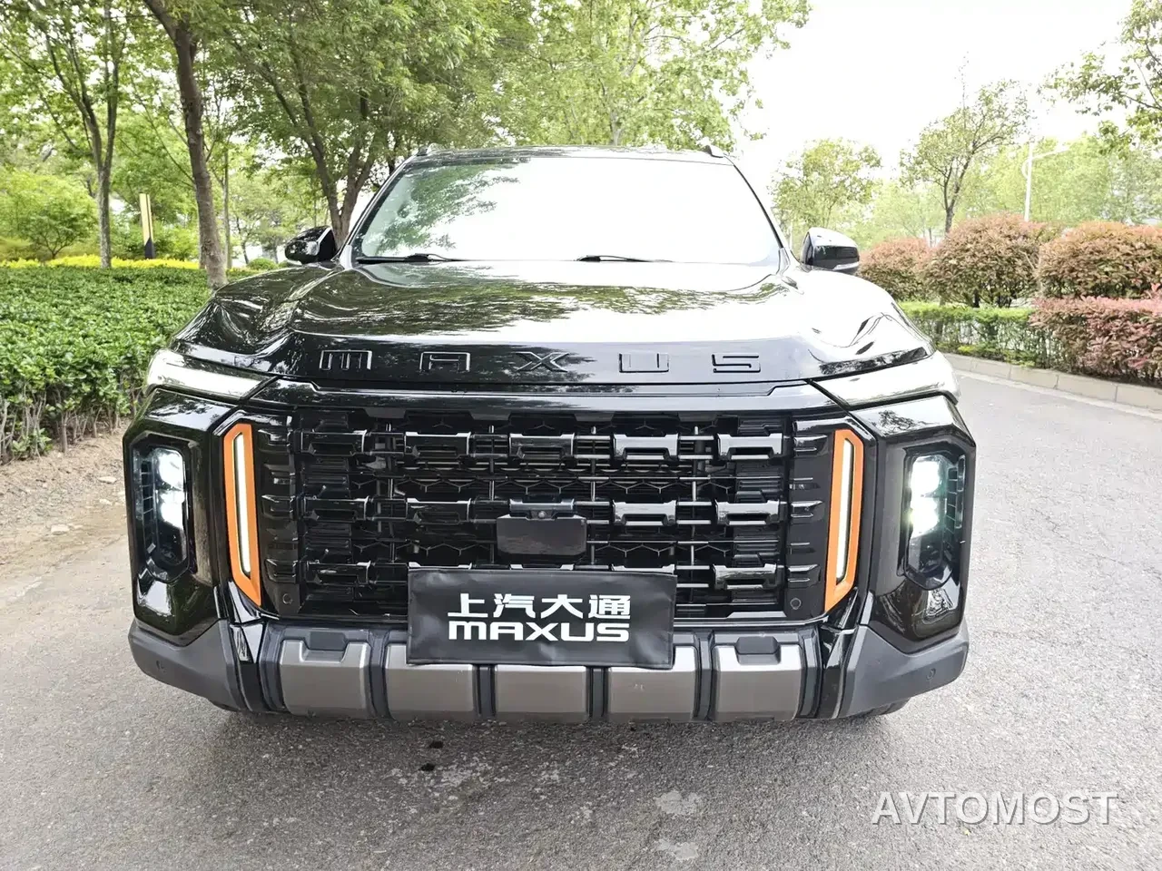 SAIC Maxus Territory 2023 2.0T Raging Flagship 6-Seater — фото 2