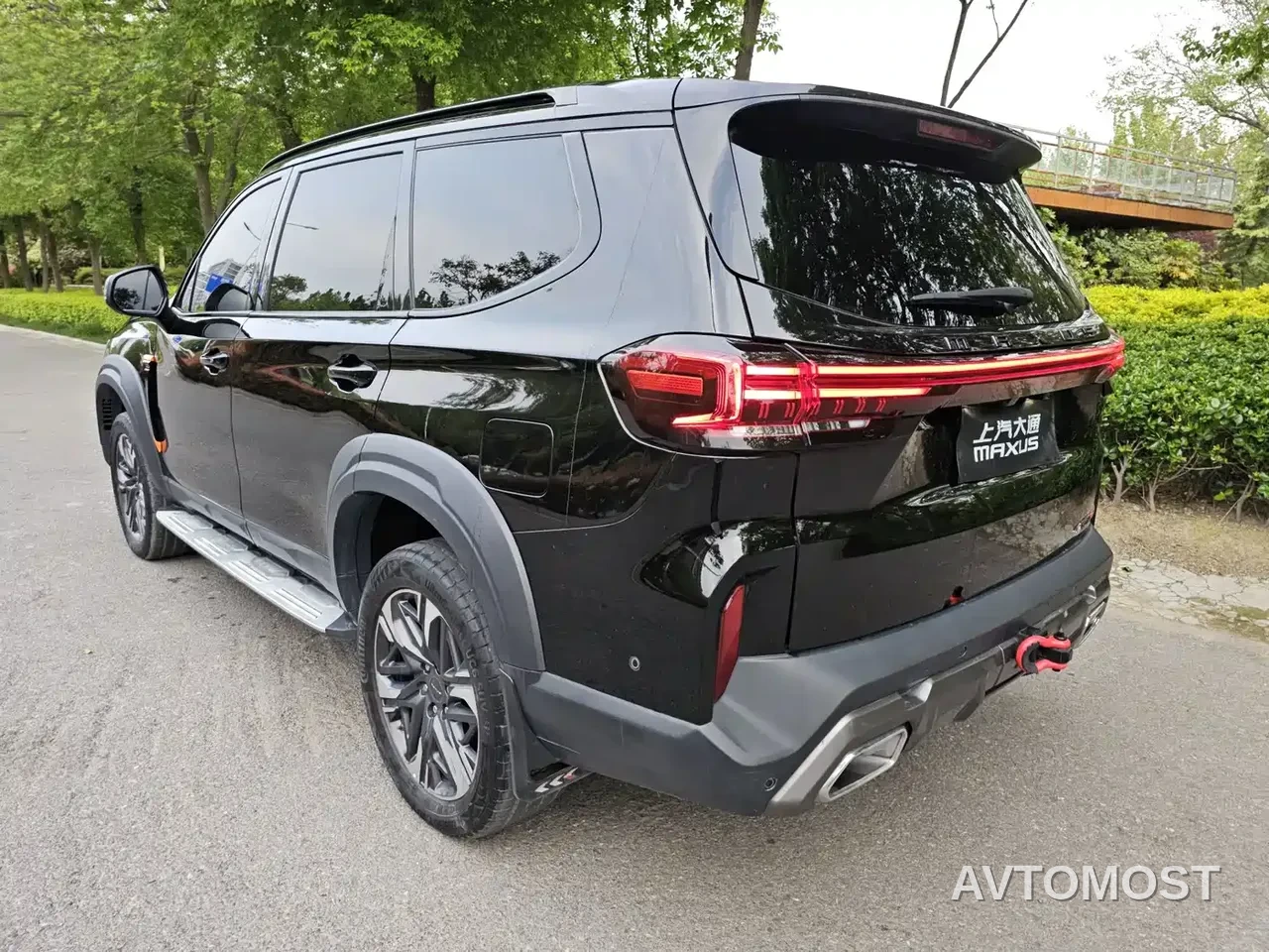 SAIC Maxus Territory 2023 2.0T Raging Flagship 6-Seater — фото 3