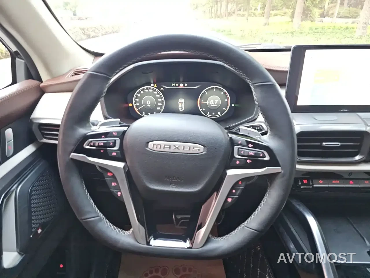 SAIC Maxus Territory 2023 2.0T Raging Flagship 6-Seater — фото 8