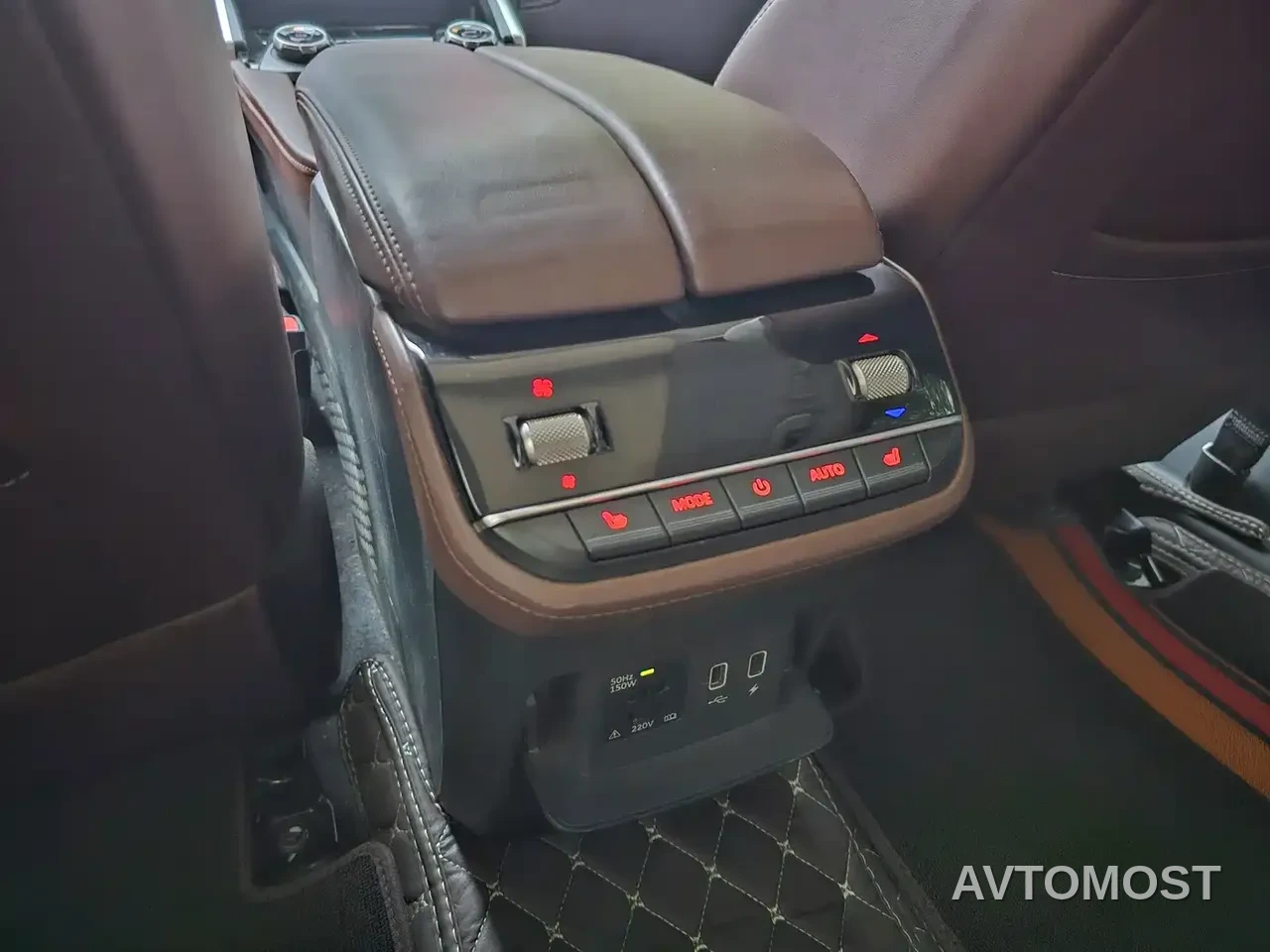 SAIC Maxus Territory 2023 2.0T Raging Flagship 6-Seater — фото 12