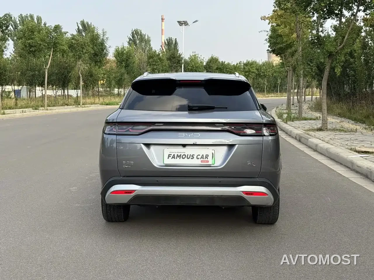 BYD Song L DM-i 2024 112km Leading Edition — фото 5