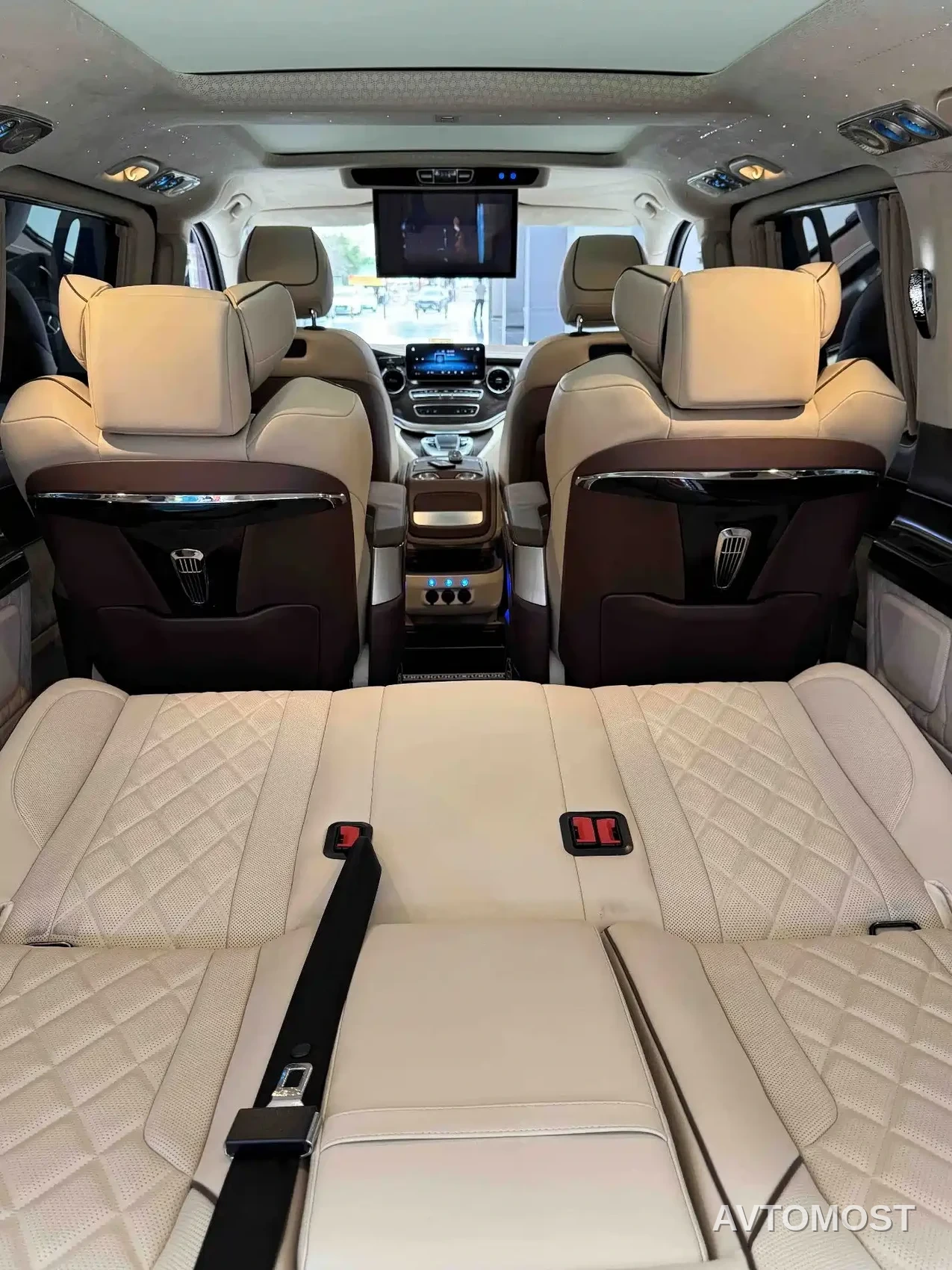 Mercedes-Benz V-Class 2021 V 260 Pilot Edition — фото 4