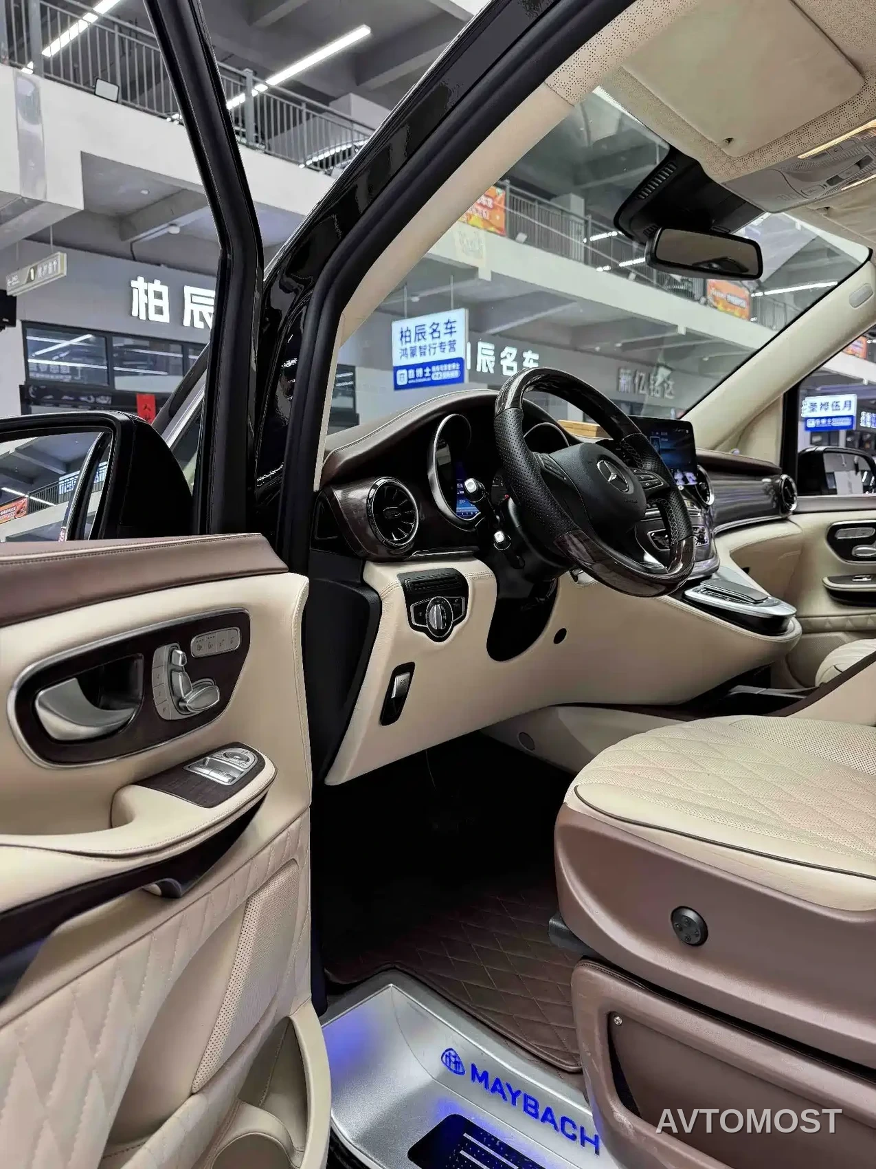 Mercedes-Benz V-Class 2021 V 260 Pilot Edition — фото 12