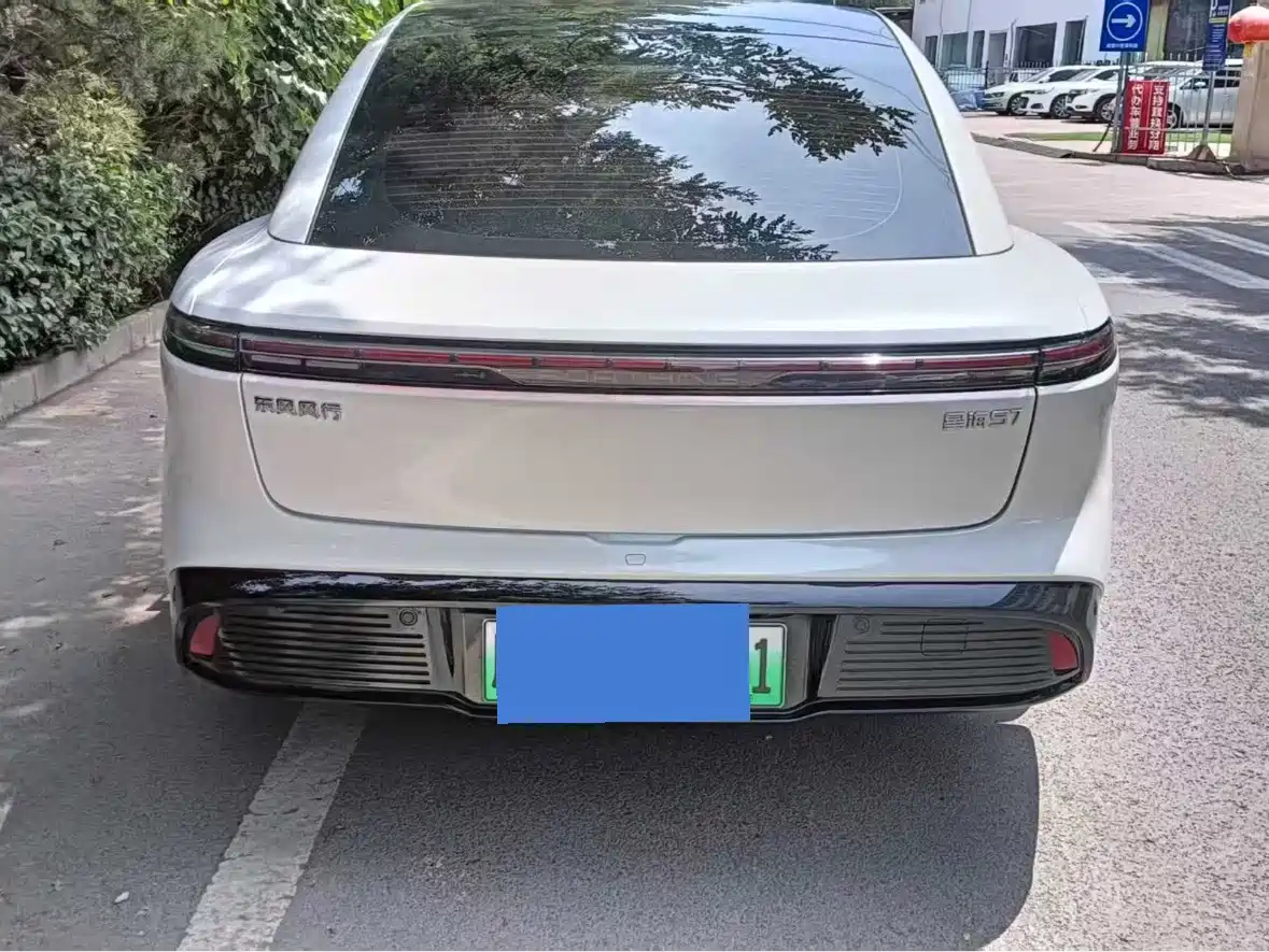 Dongfeng Fengxing Stellar S7 2025 555 Fortune Edition — фото 4