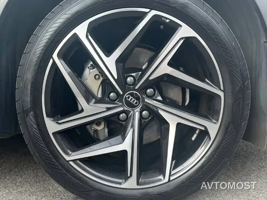 Audi Q6L e-tron 2025 Model Pioneer Edition — фото 21
