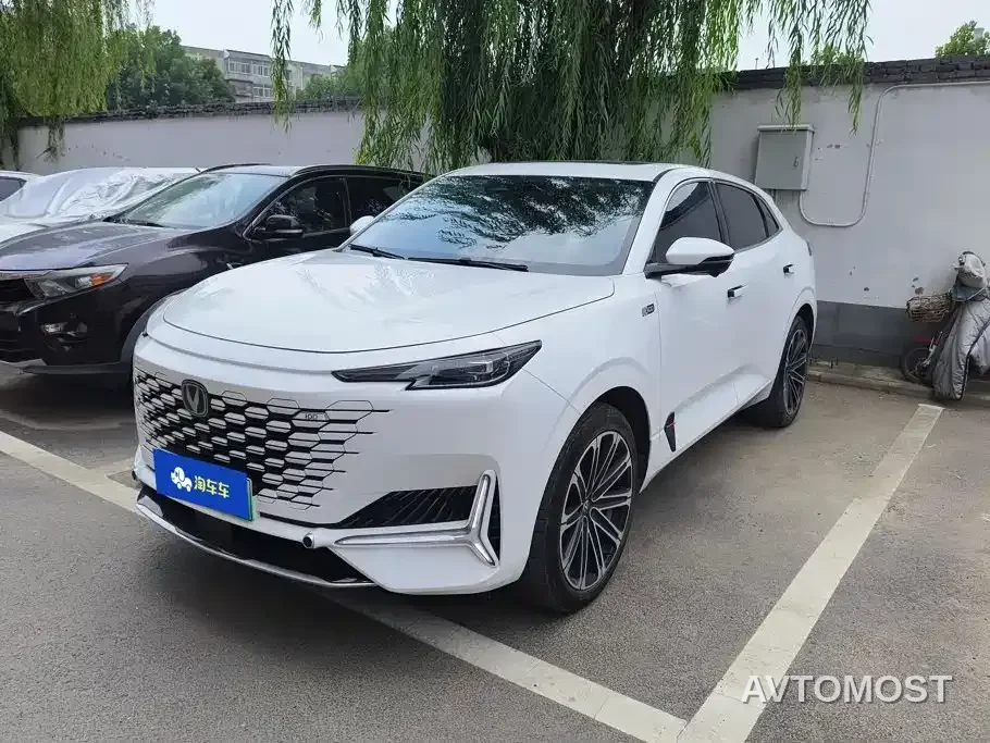 Changan UNI-K iDD 2023 Smart Electric iDD 1.5T 135km Intelligent Leader — фото 5