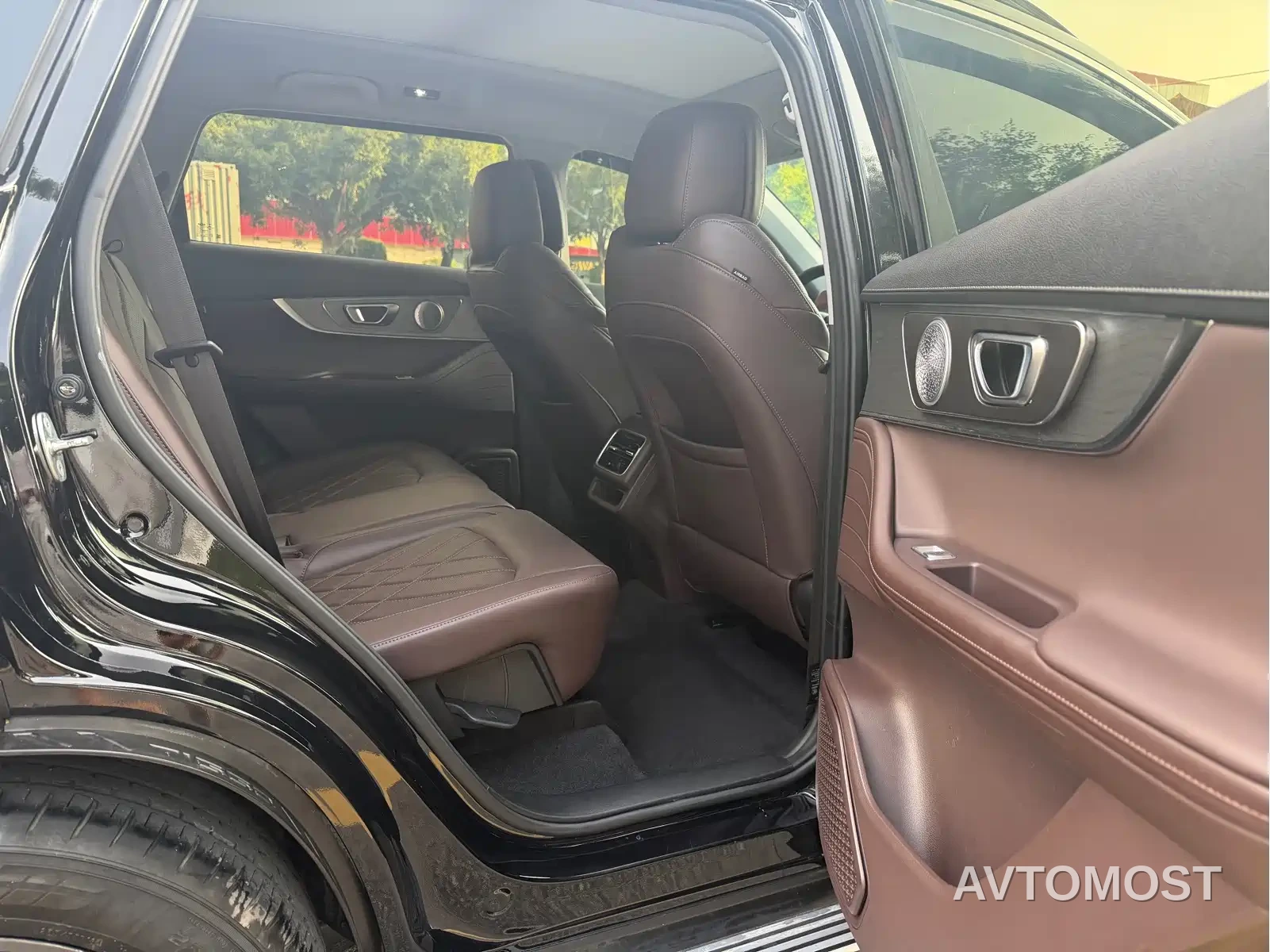 Chery Tiggo 8 PRO 2022 290T 2WD Vast Version 5-Seater — фото 8