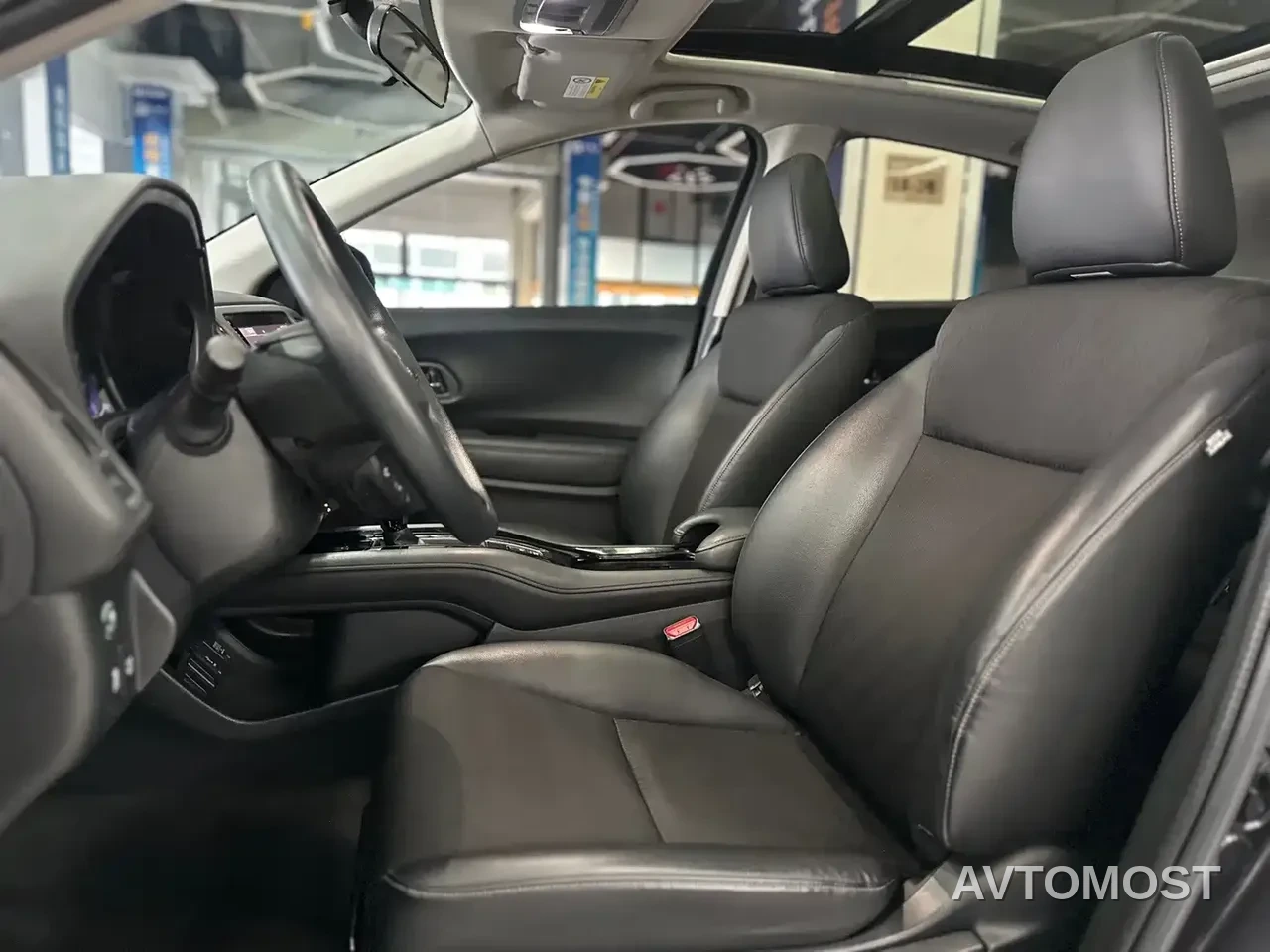 Honda Vezel 2020 1.5L CVT Pioneer — фото 7