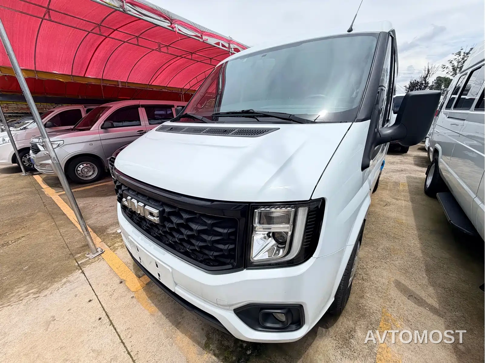 Jiangling JMC Fushun 2022 2.0T Manual Multi-purpose Passenger Vehicle Short Wheelbase Low Roof 6-seater — фото 1