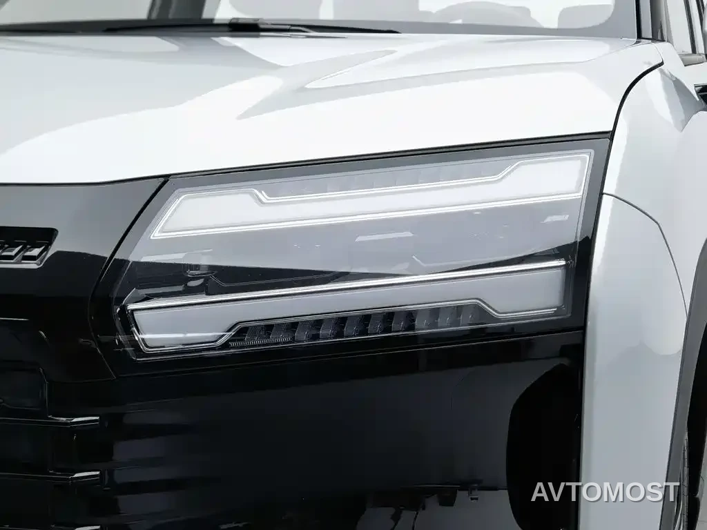 Wuling Motors Starlight 560 NEV 2025 Model Plug-in Hybrid Version 5-seater — фото 5