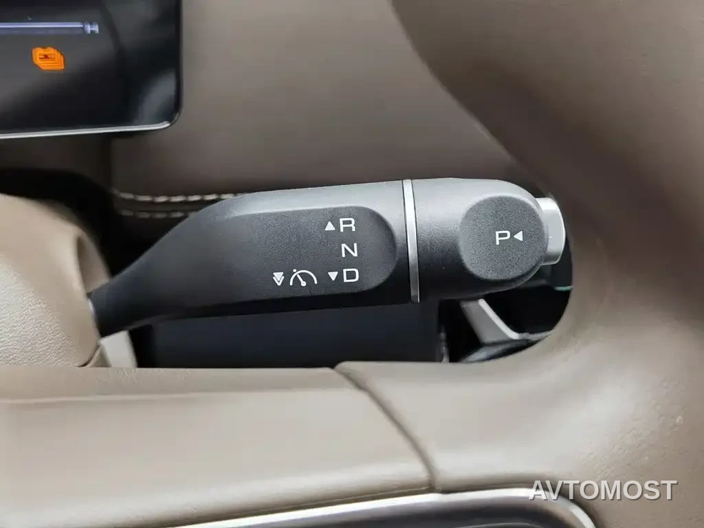 Wuling Motors Starlight 560 NEV 2025 Model Plug-in Hybrid Version 5-seater — фото 11