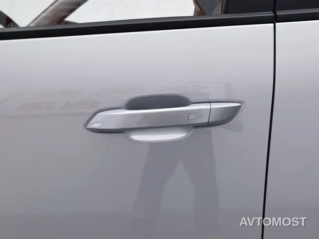Wuling Motors Starlight 560 NEV 2025 Model Plug-in Hybrid Version 5-seater — фото 16