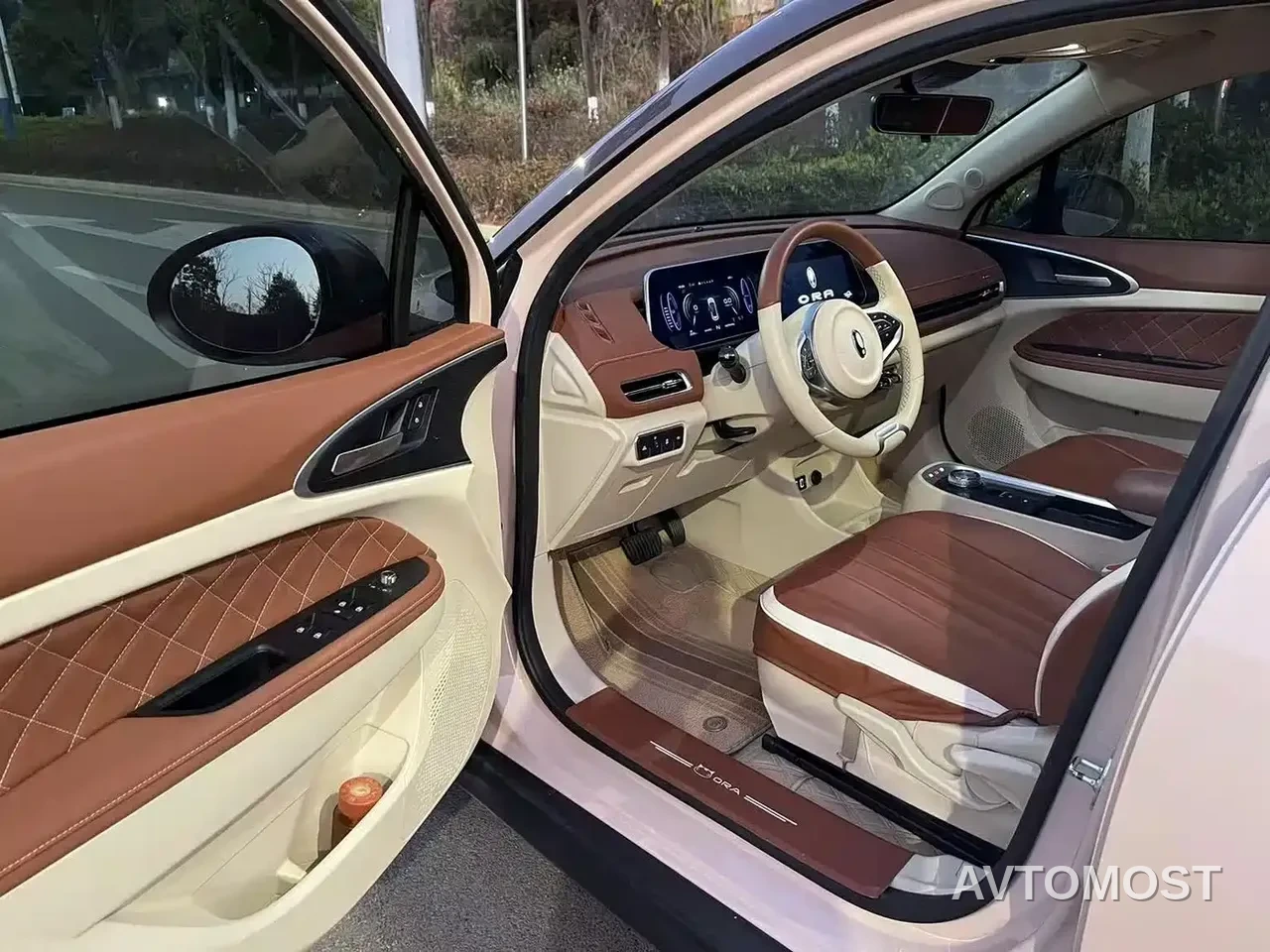 Ora Good Cat 2022 400km Standard Range Luxury LFP — фото 3