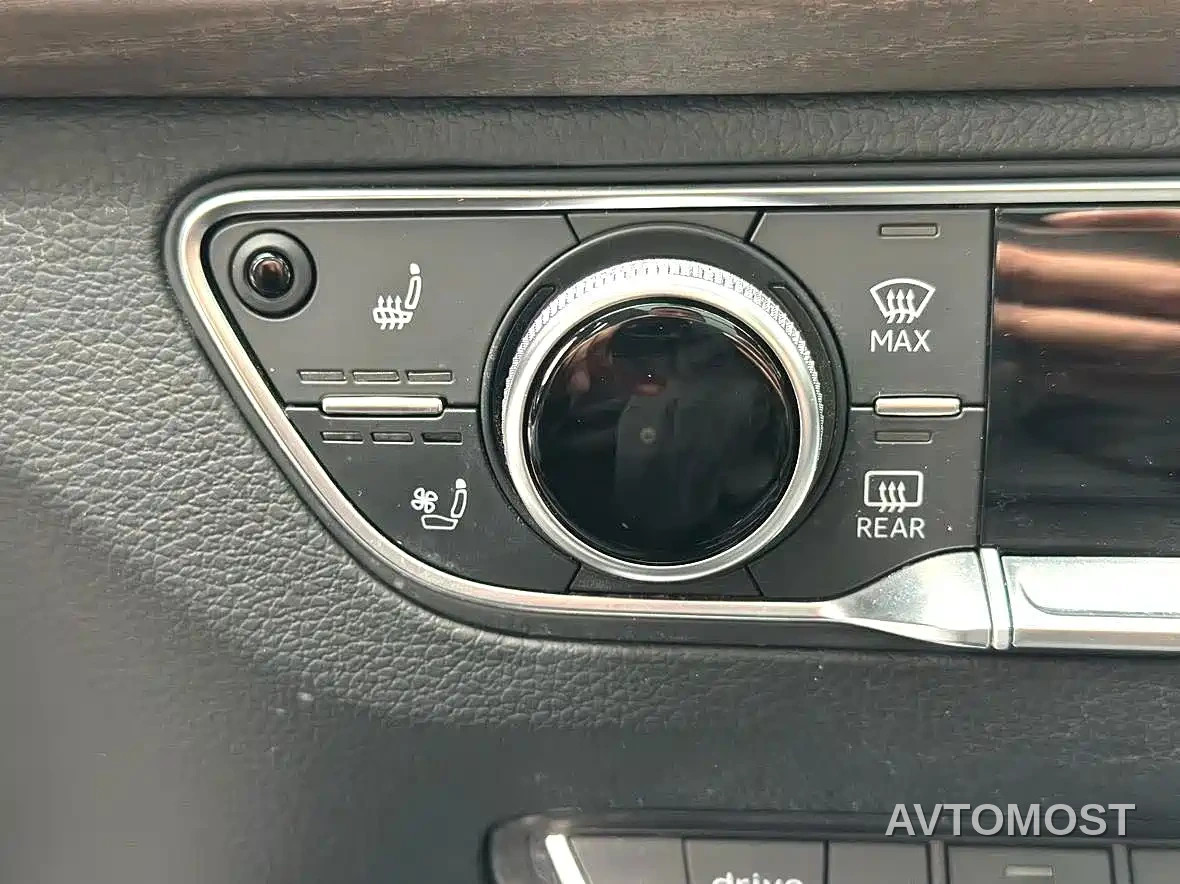 Audi Q5L 2024 Model 40 TFSI Luxury Dynamic — фото 9