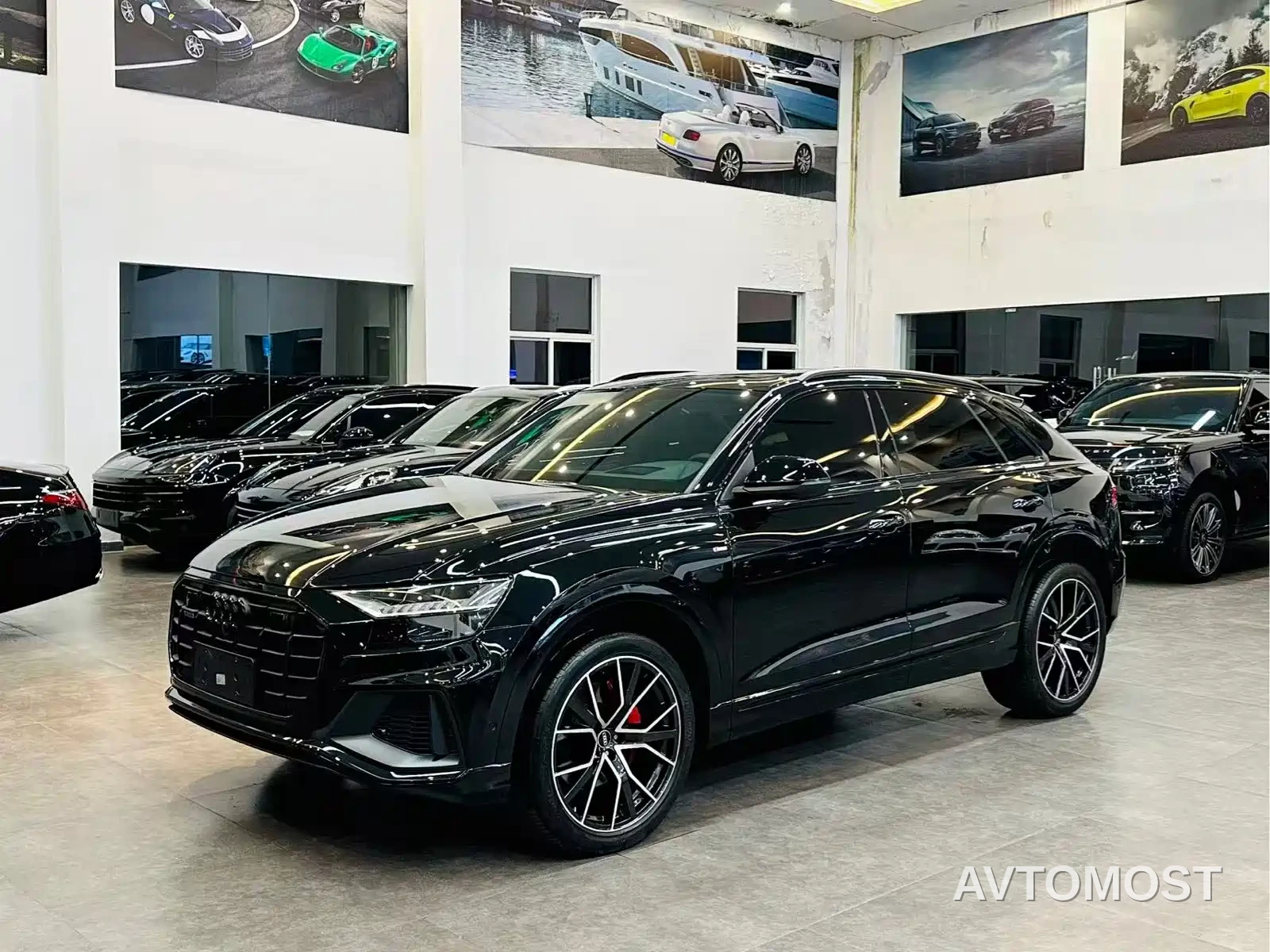 Audi Q8 2022 55 TFSI Exclusive Dynamic — фото 1
