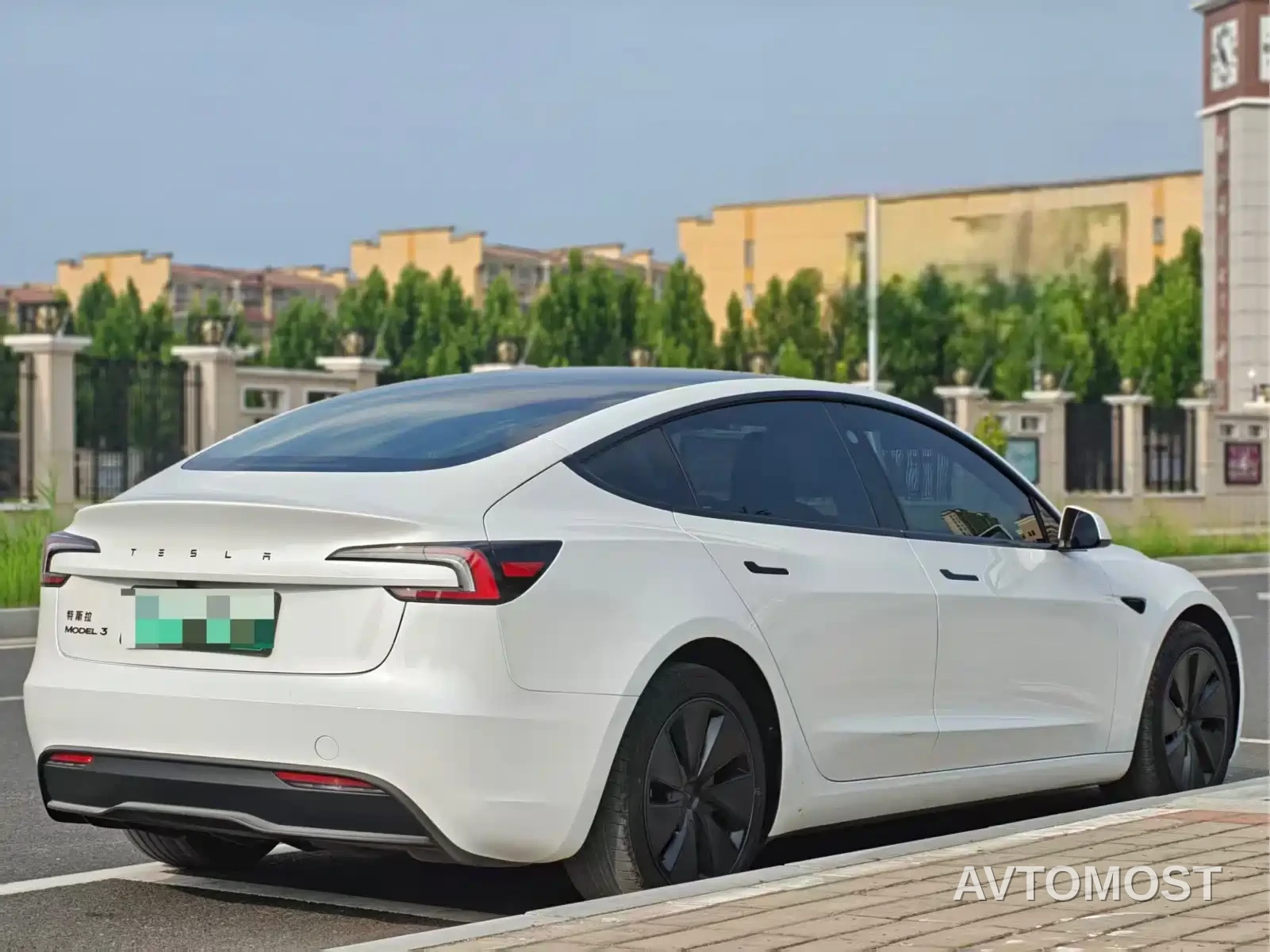 Tesla Model 3 2025 Model Rear-Wheel Drive Edition — фото 10