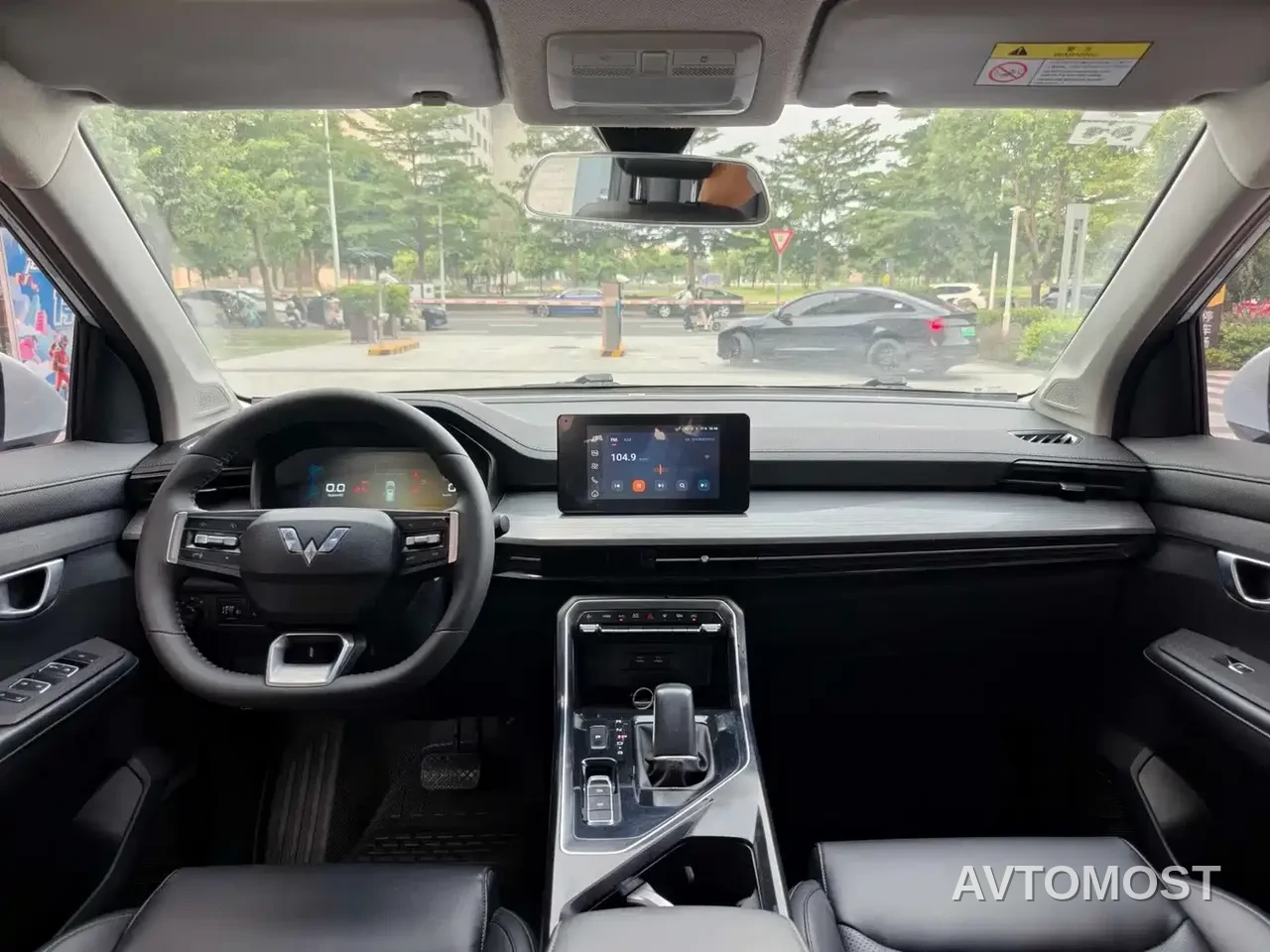 Wuling Xingchen 2022 2.0L DHT Electric Power Edition — фото 8