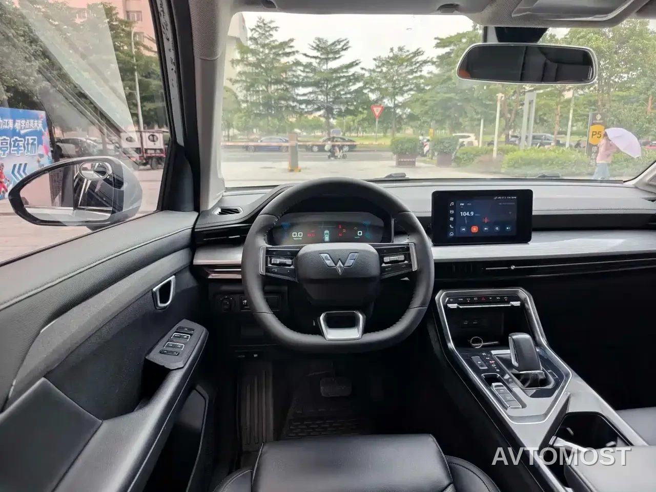 Wuling Xingchen 2022 2.0L DHT Electric Power Edition — фото 9