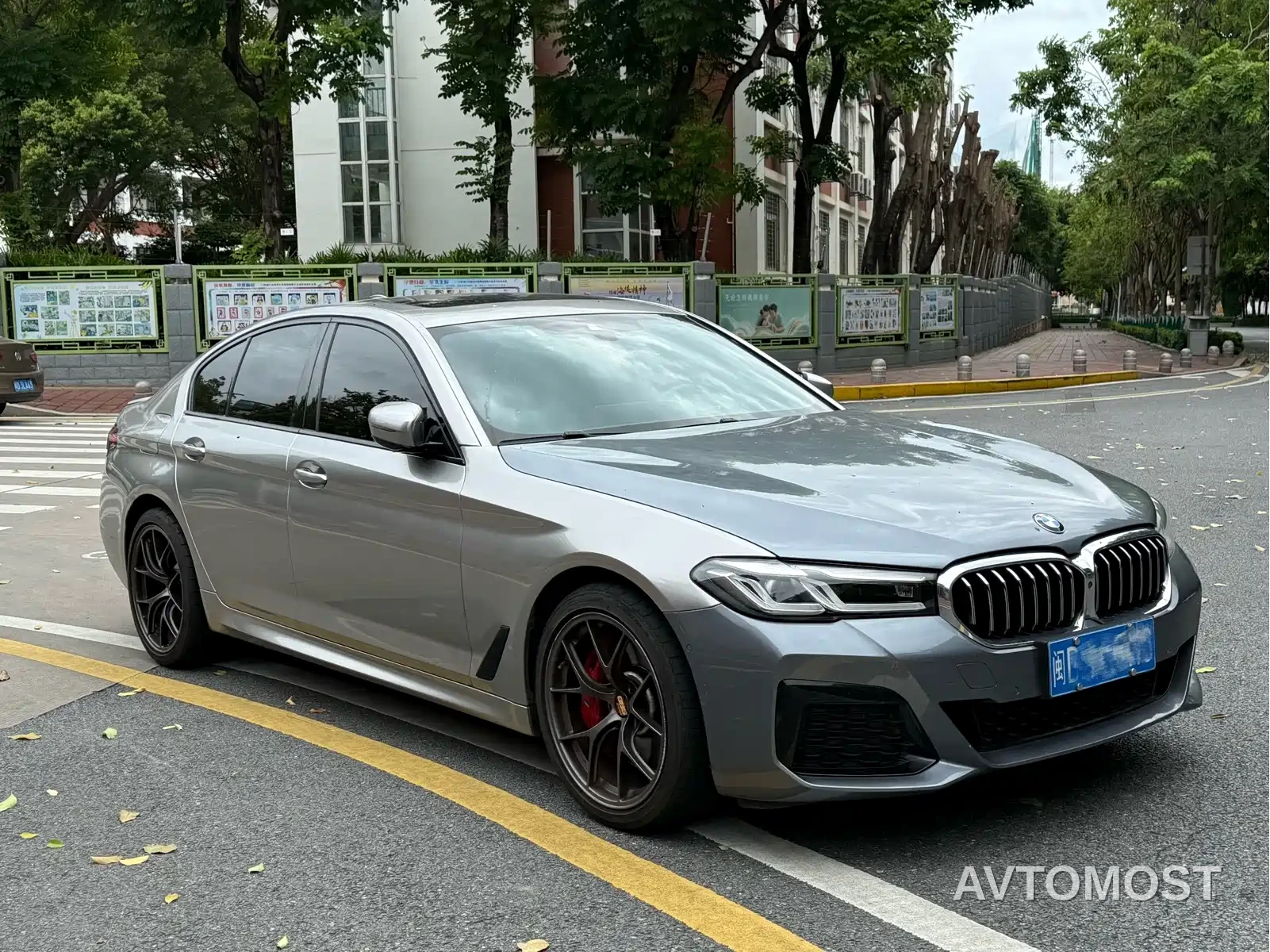 BMW 5 Series (Import) 2021 540i Style Edition M Sport Package — фото 3