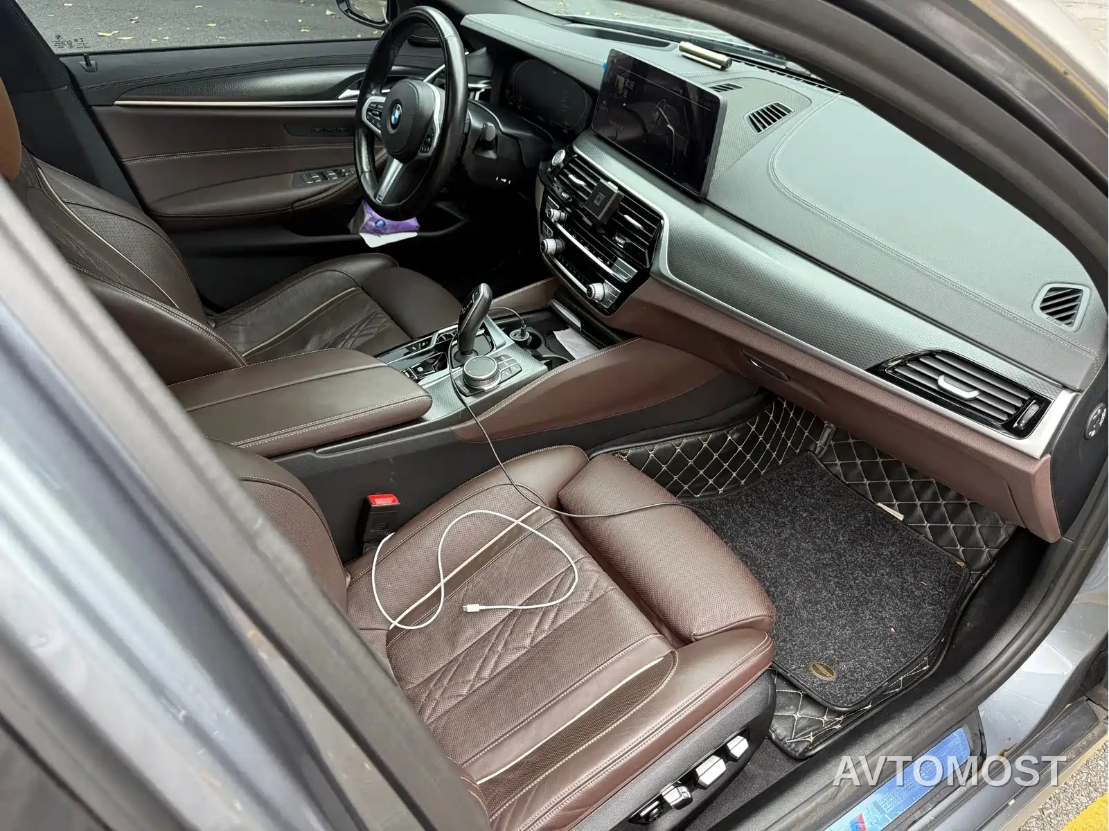 BMW 5 Series (Import) 2021 540i Style Edition M Sport Package — фото 11