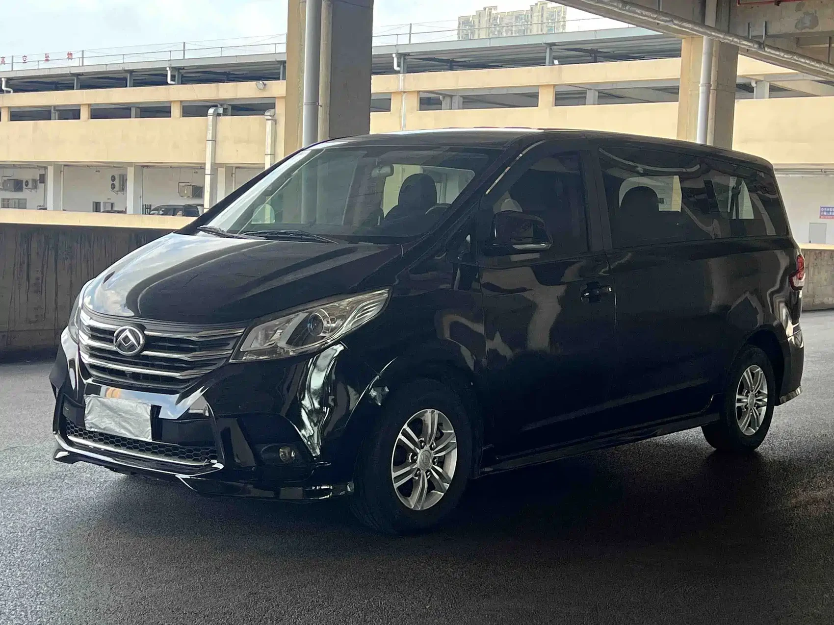 SAIC Maxus G10 2021 2.0T Manual Elite Edition Diesel 7-Seater