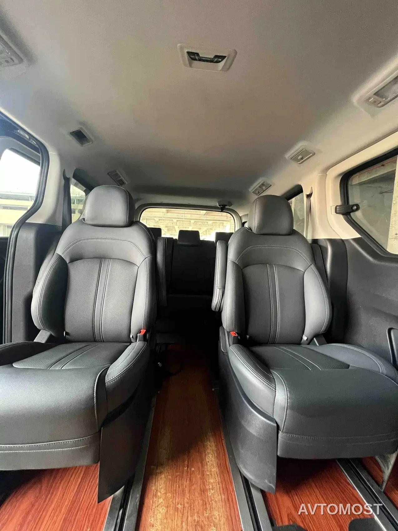 SAIC Maxus G10 2021 2.0T Manual Elite Edition Diesel 7-Seater — фото 5