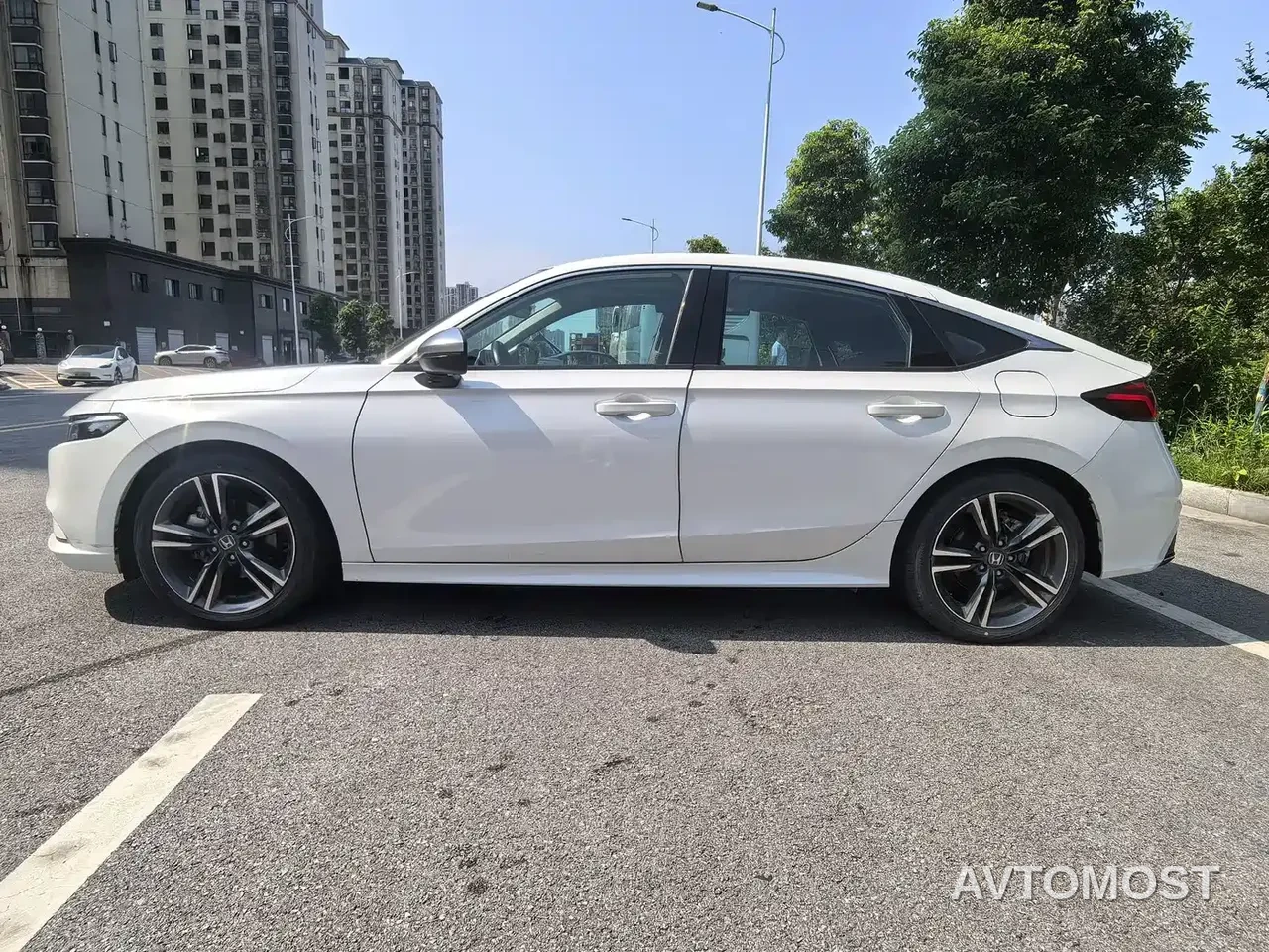 Honda Integra 2023 HATCHBACK 2.0L e:HEV Sharp Luxury Edition — фото 4
