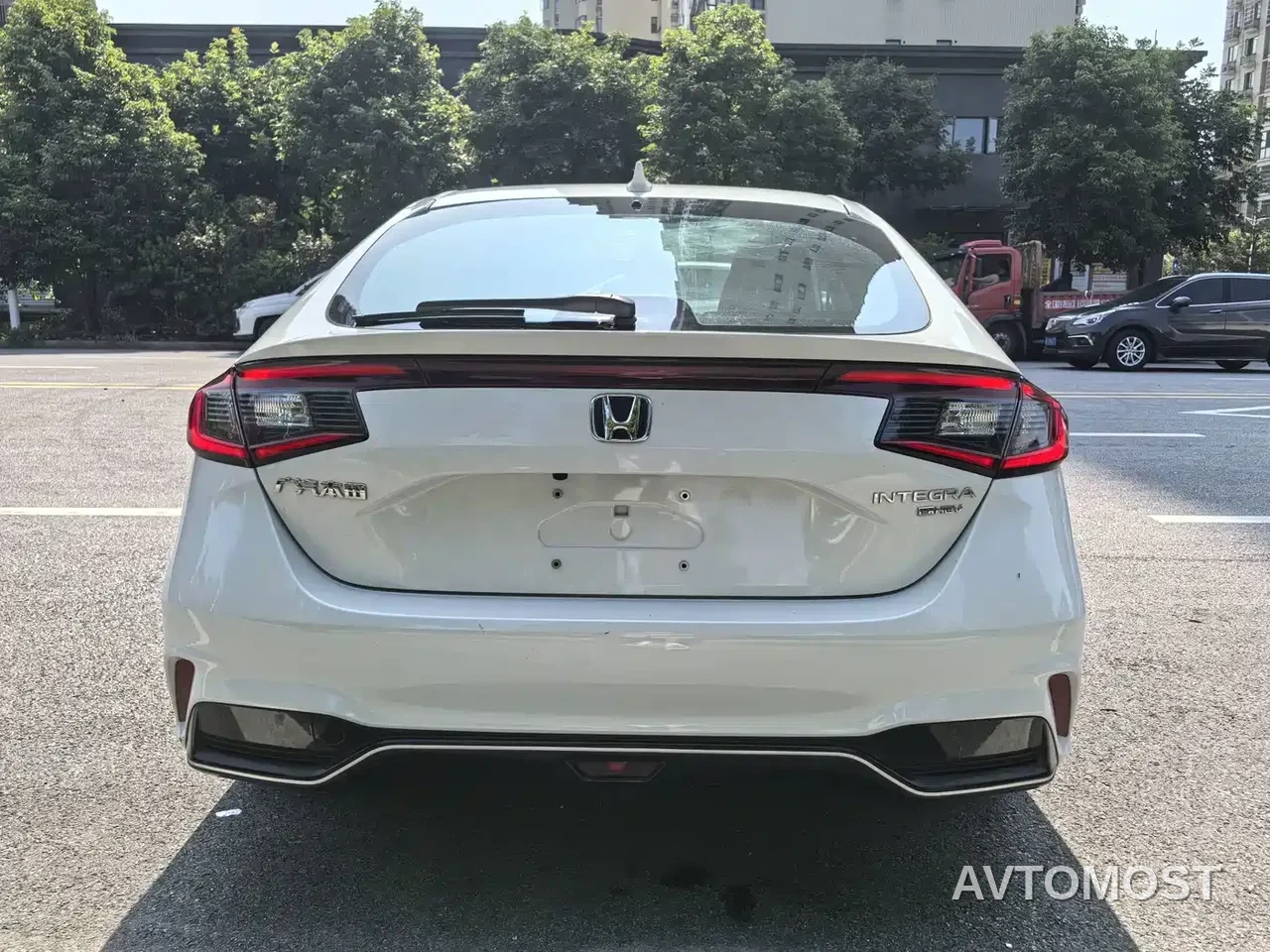 Honda Integra 2023 HATCHBACK 2.0L e:HEV Sharp Luxury Edition — фото 6
