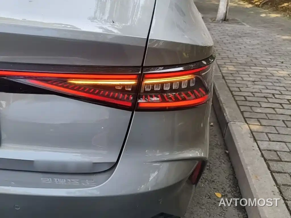 Chery Arrizo 8 2024 1.6T DCT Wise — фото 8