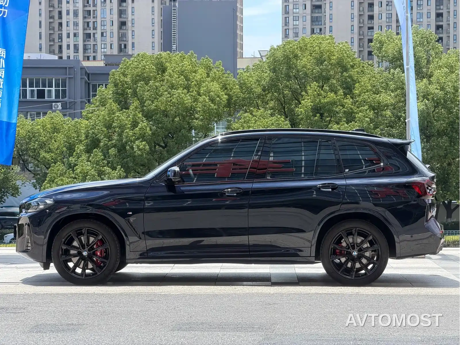 BMW X3 2023 xDrive30i Premium M Night Package — фото 3