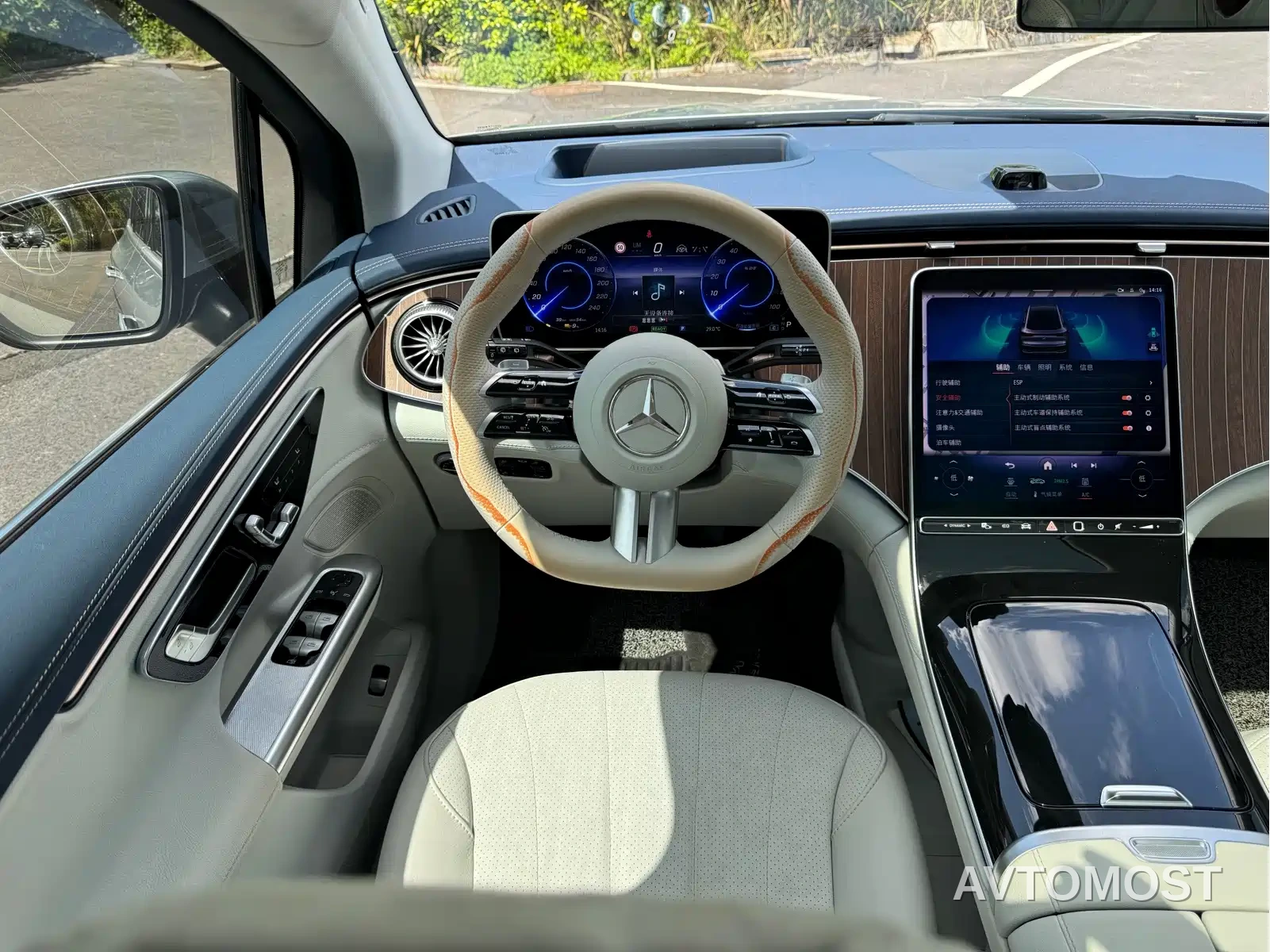 Mercedes-Benz EQE SUV 2023 350 4MATIC Luxury Edition — фото 8