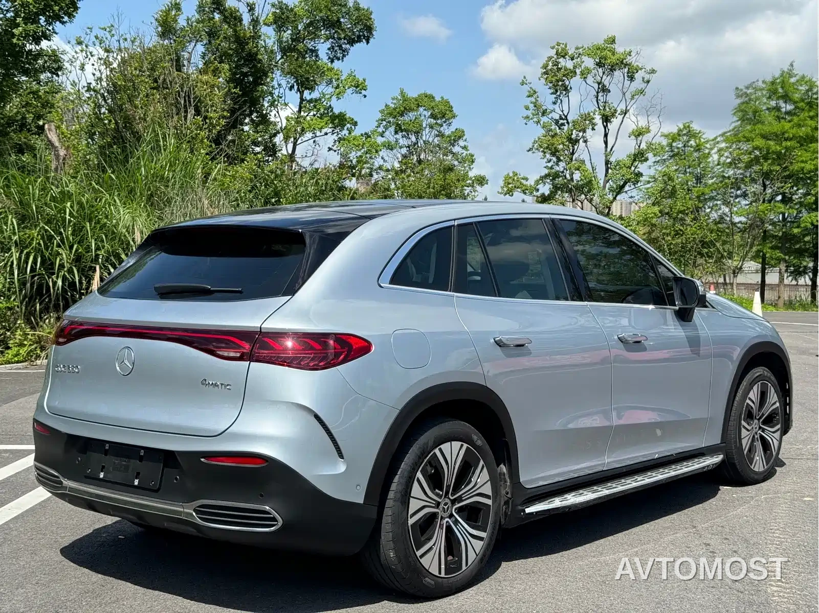 Mercedes-Benz EQE SUV 2023 350 4MATIC Luxury Edition — фото 18