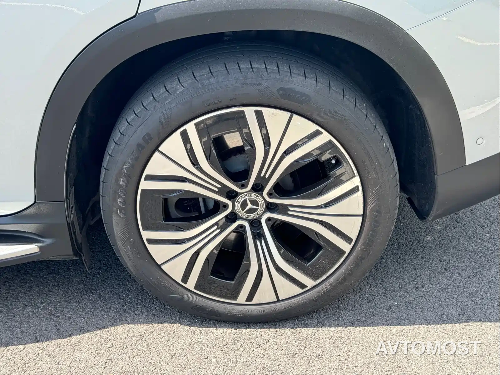 Mercedes-Benz EQE SUV 2023 350 4MATIC Luxury Edition — фото 21