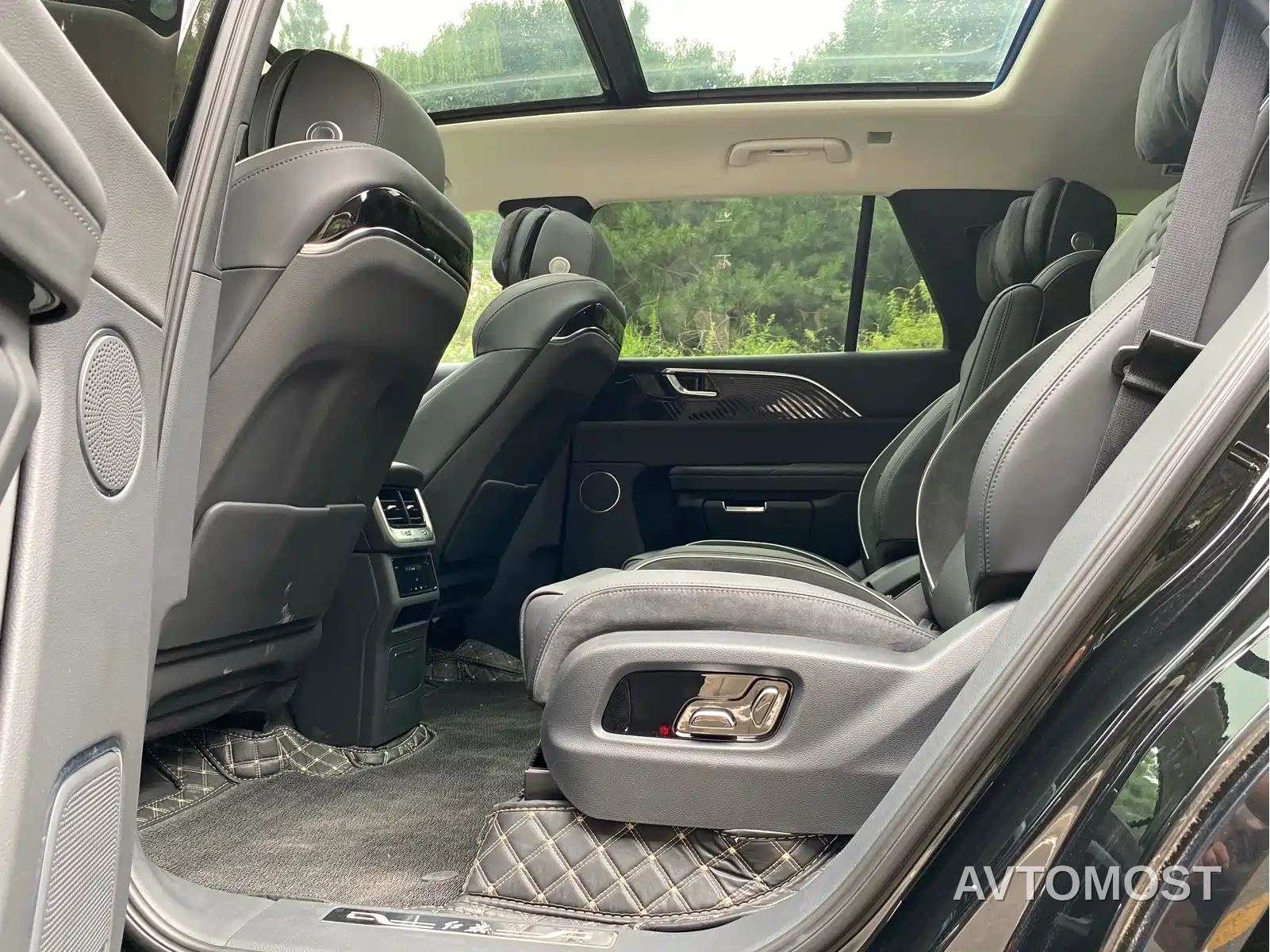 Hongqi E-HS9 2021 460km Flagship Comfort 6-seater — фото 9