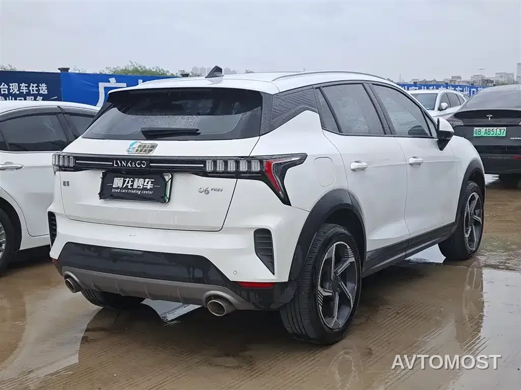 Lynk & Co 06 EM-P 2022 PHEV 84KM Range Pro — фото 8