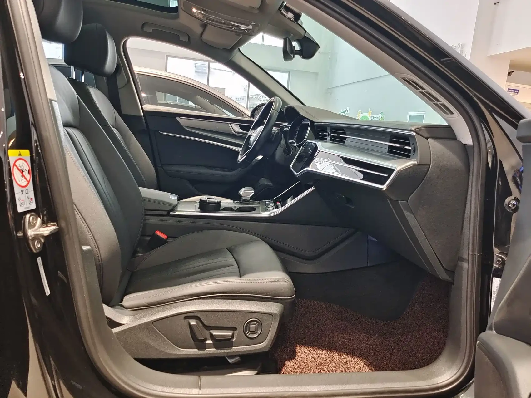 Audi A6 (Import) 2021 allroad quattro Explorer 55 TFSI Premium Off-road — фото 8