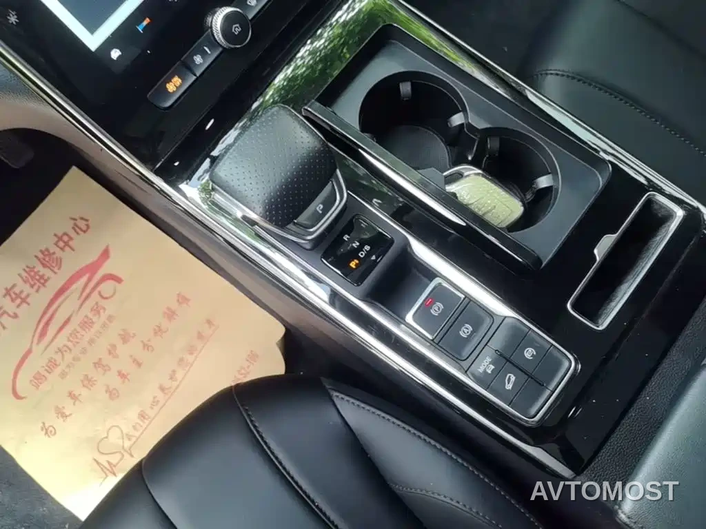 Roewe RX5 MAX 2021 Supreme Series 400TGI Auto Luxury Cabin Edition — фото 14