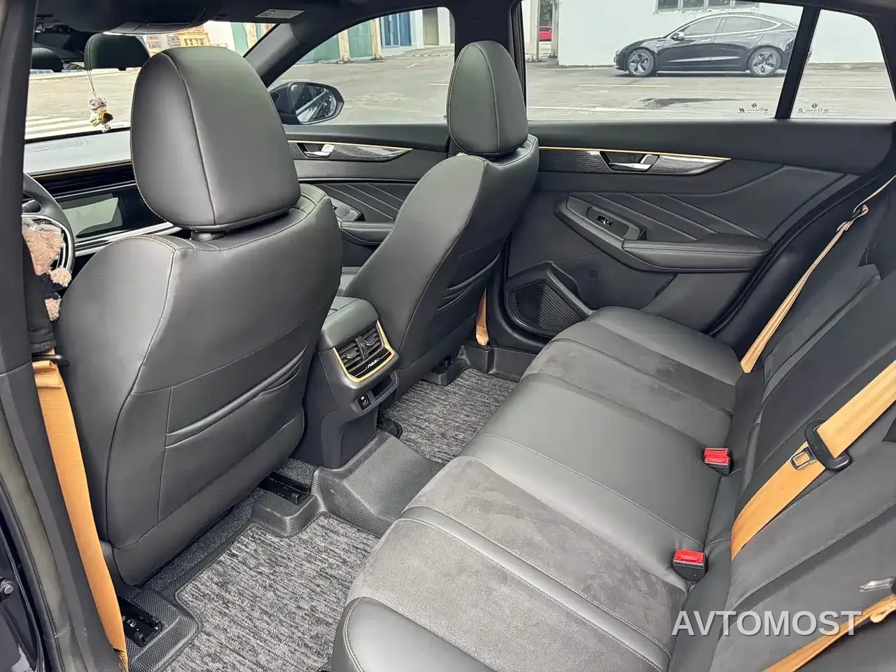 Dongfeng Aeolus Yixuan MAX 2021 1.5T Dark Night Holy Light Edition (Hybrid) — фото 20