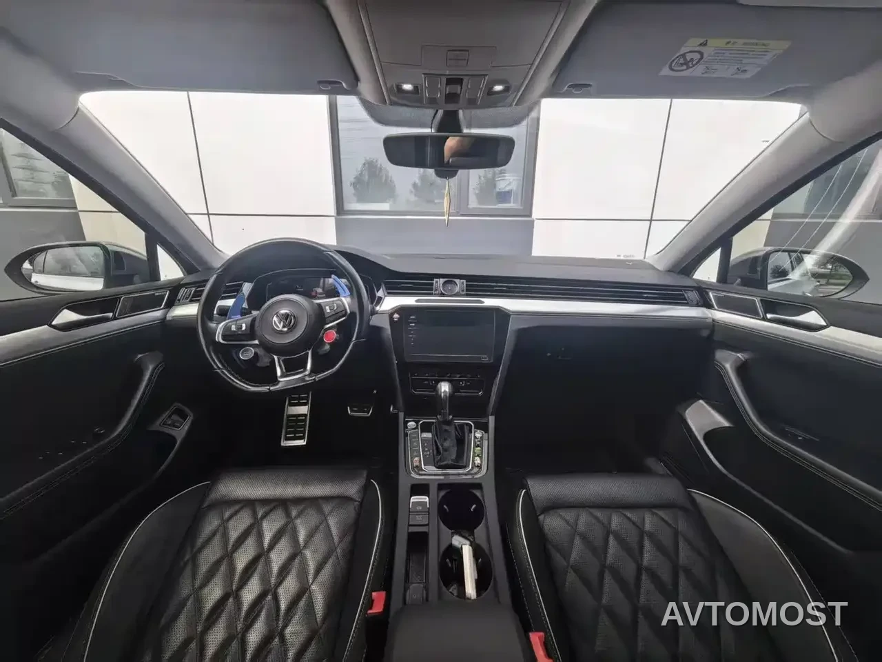 Volkswagen Magotan GTE Plug-in Hybrid 2020 GTE Luxury — фото 6