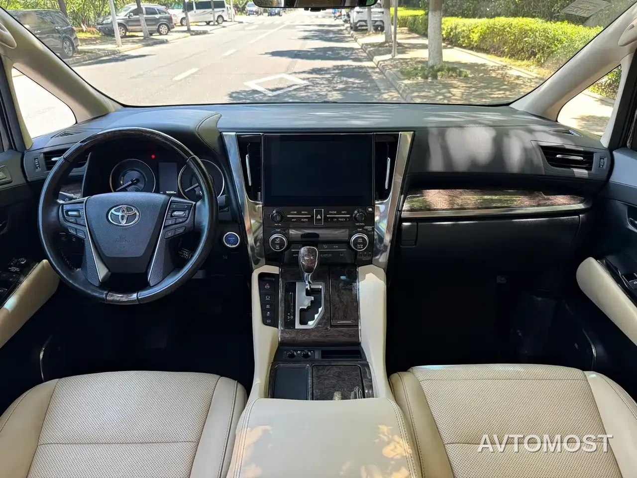 Toyota Vellfire 2020 Twin Engine 2.5L HV Premium Edition — фото 15