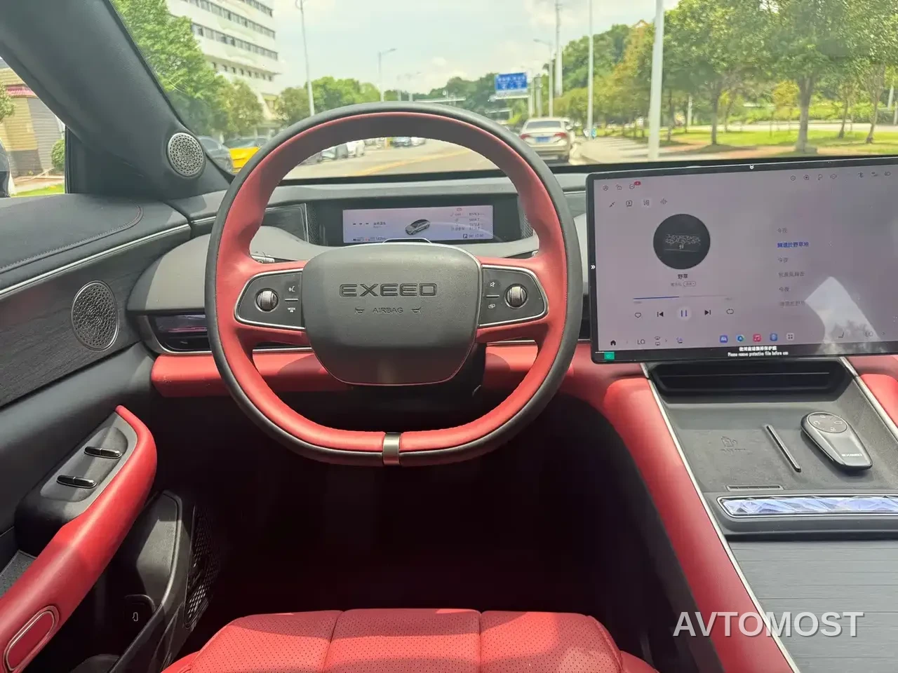 Exeed Exlantix ES 2025 Range Extender Pro Highway Assist — фото 14