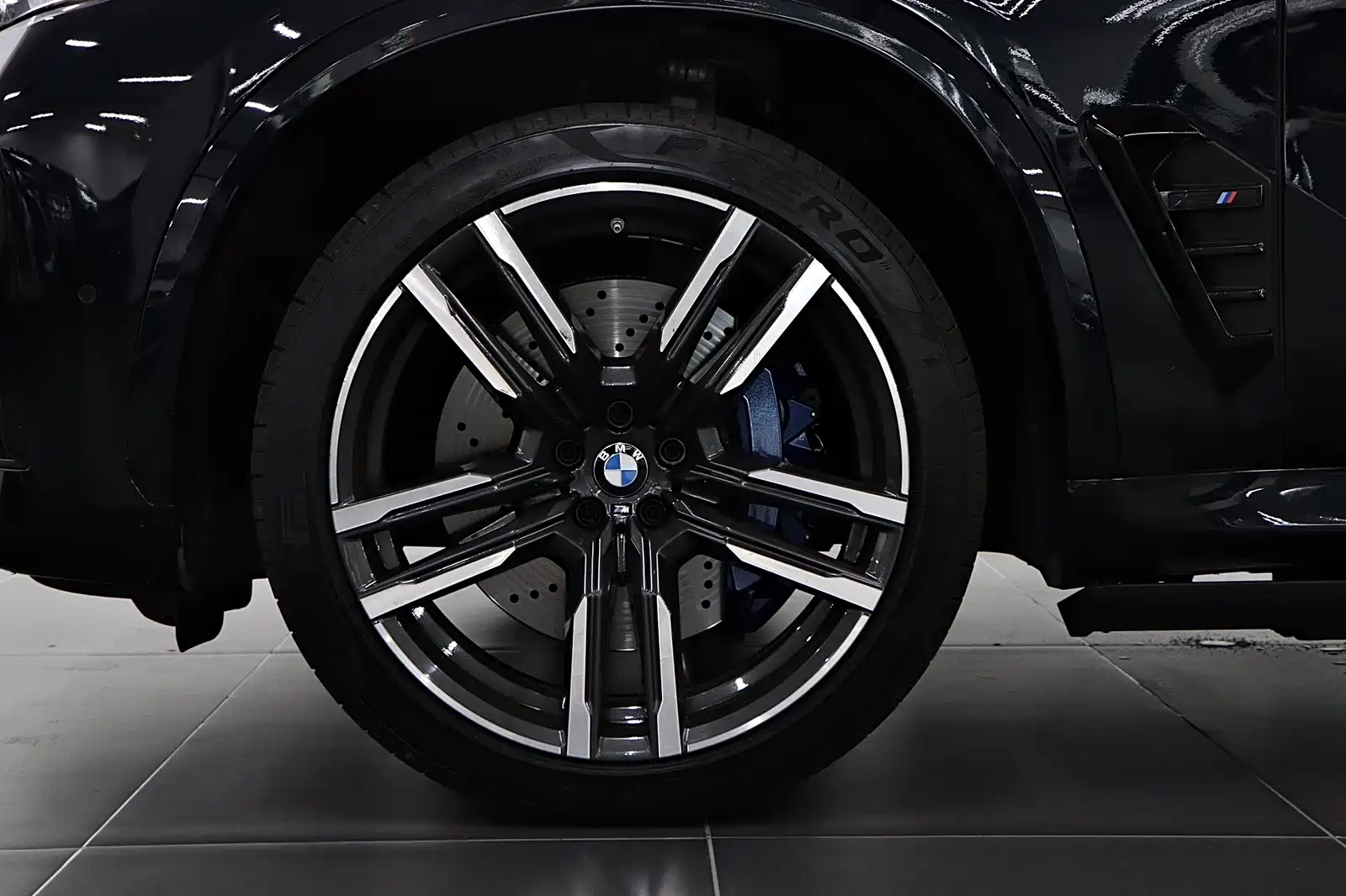 BMW X5 M 2023 Model X5 M Thunder Edition — фото 8
