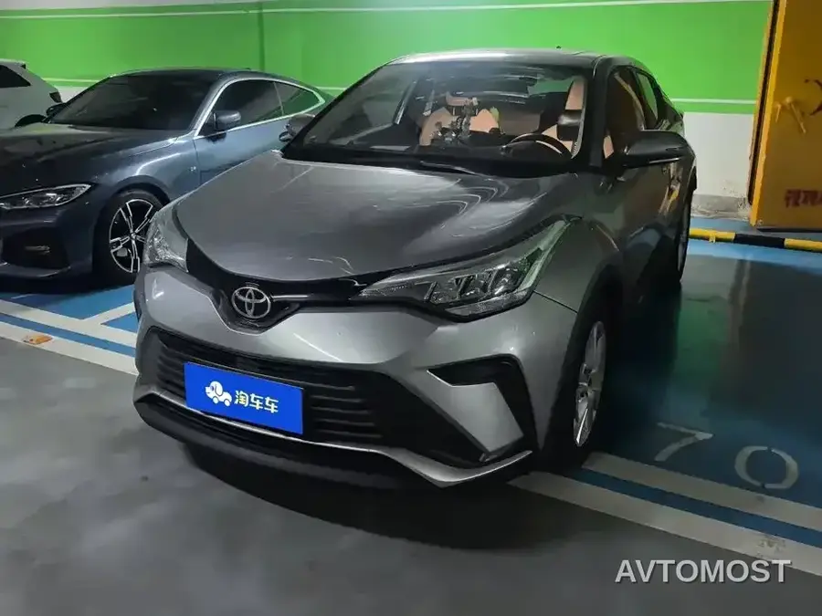 Toyota IZOA 2021 Hybrid 2.0L Yixiang Edition