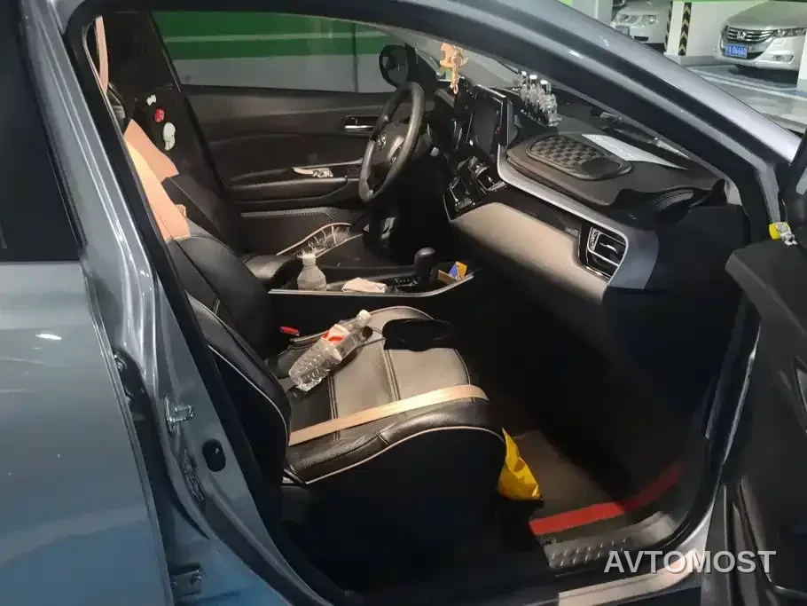 Toyota IZOA 2021 Hybrid 2.0L Yixiang Edition — фото 8
