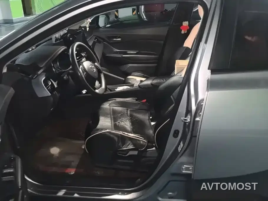 Toyota IZOA 2021 Hybrid 2.0L Yixiang Edition — фото 9