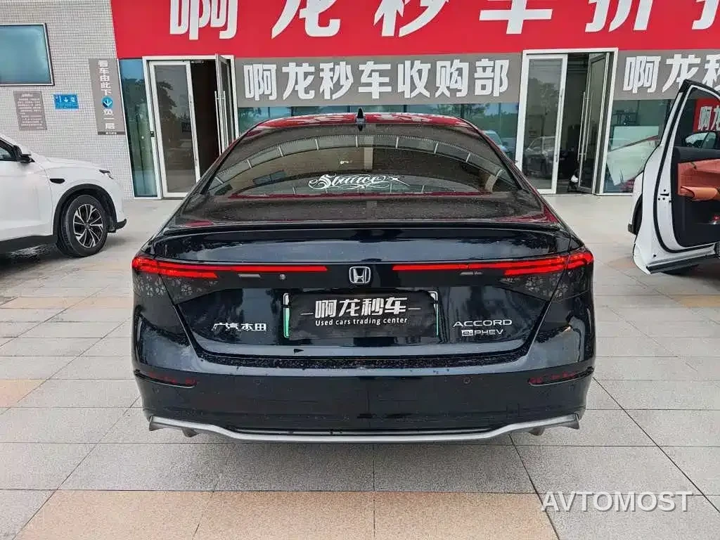 Honda Accord New Energy 2023 2.0L e:PHEV Premium Edition — фото 9