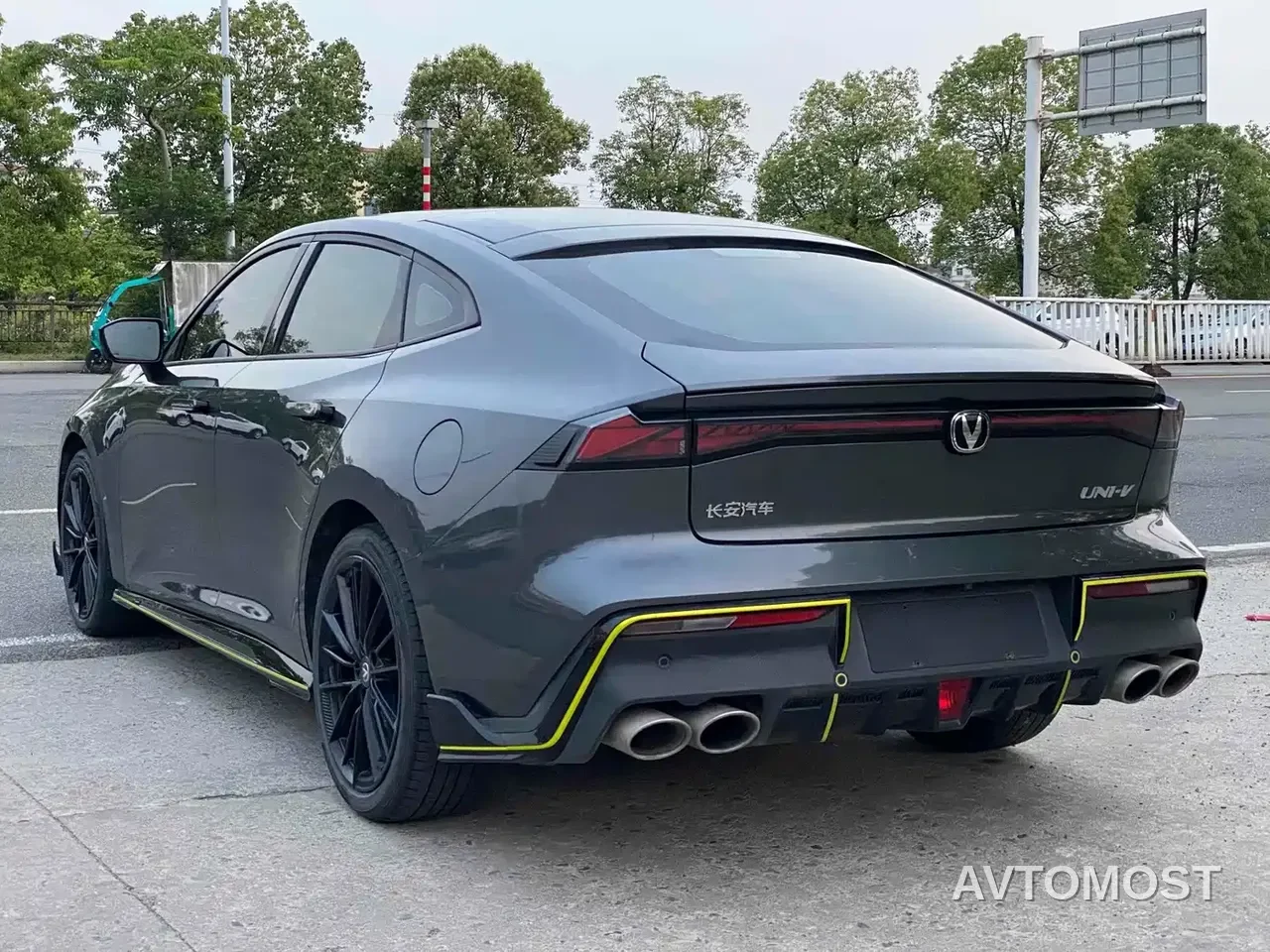 Changan UNI-V 2022 1.5T Sport Edition — фото 5