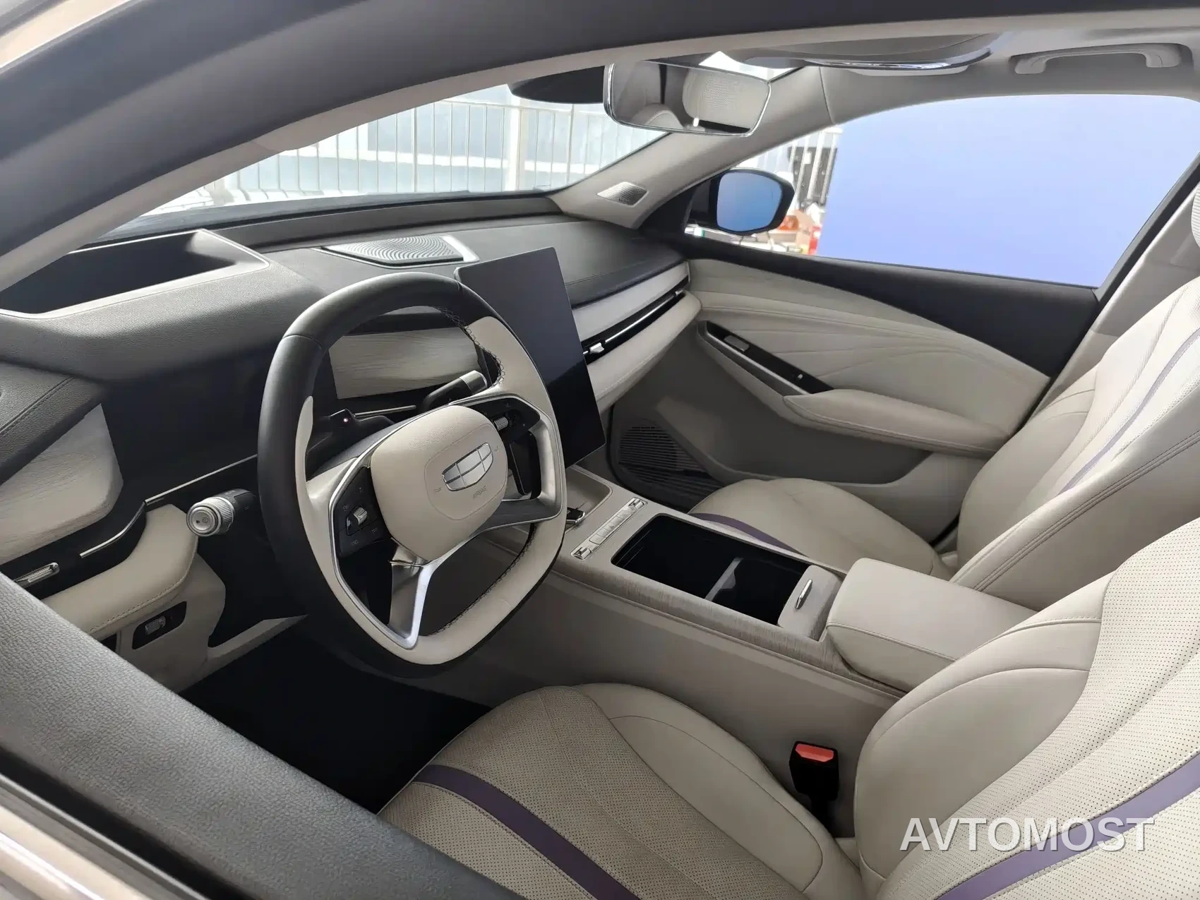 Geely Xing Rui 2024 Zhiqing 1.5TD Celestial Palace Edition — фото 5