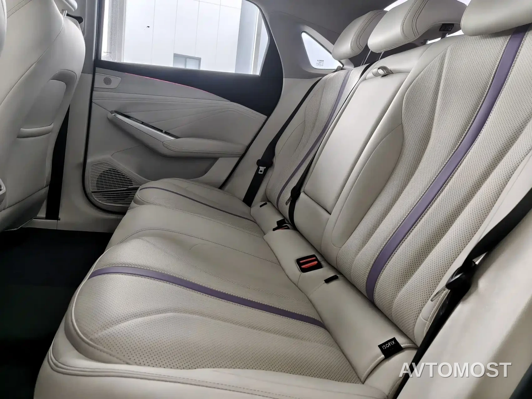 Geely Xing Rui 2024 Zhiqing 1.5TD Celestial Palace Edition — фото 12