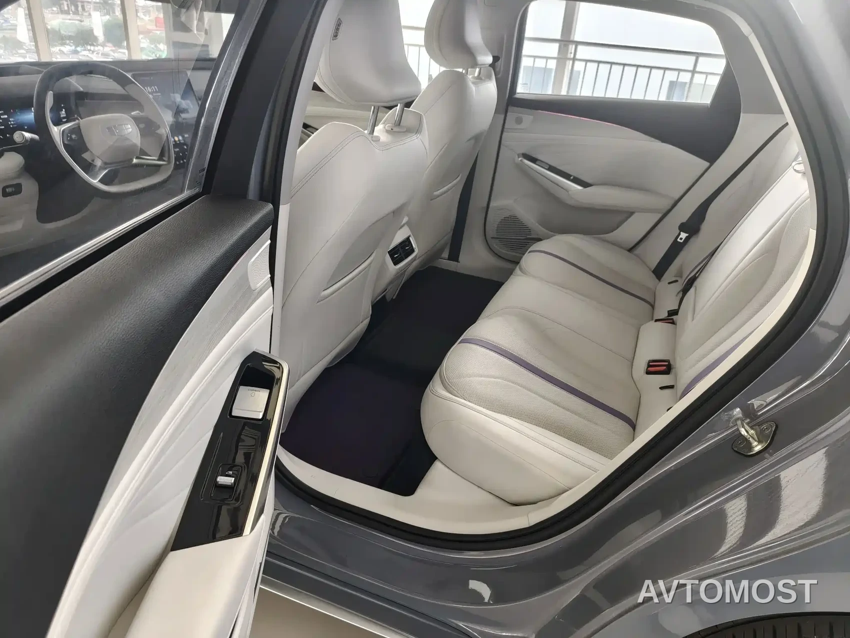 Geely Xing Rui 2024 Zhiqing 1.5TD Celestial Palace Edition — фото 13